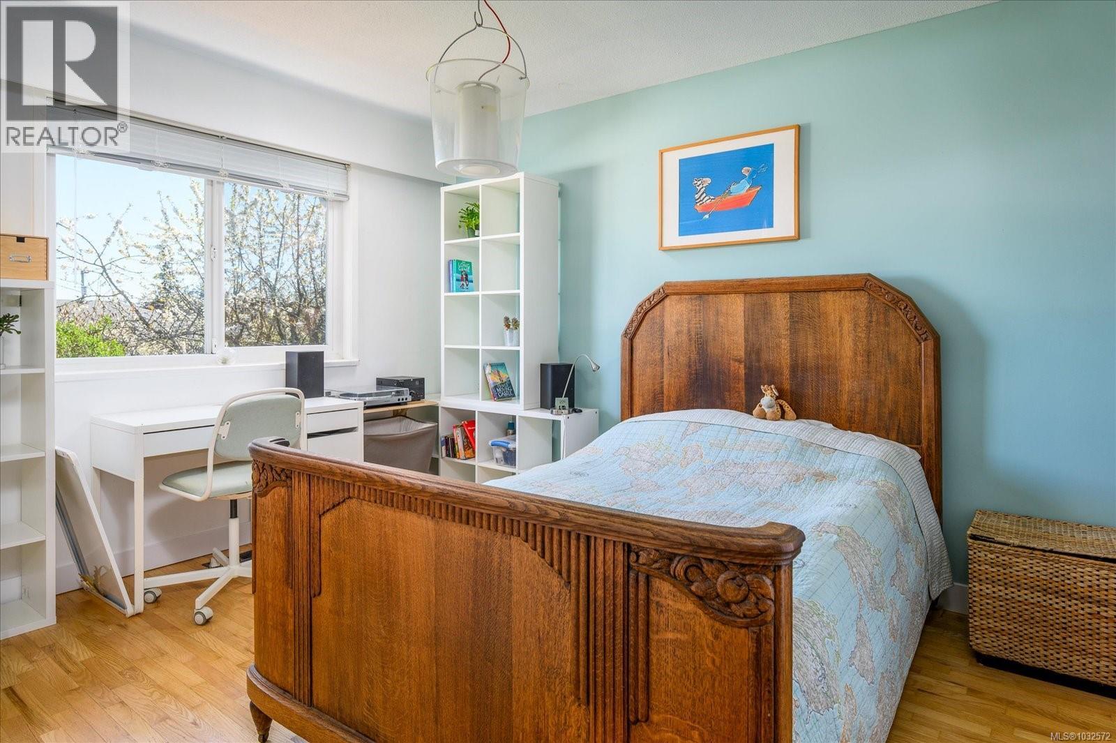 2518 Cosgrove Cres - 17