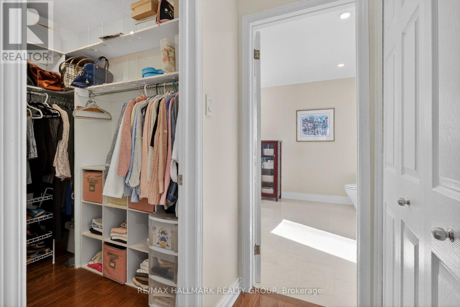 walk in closet + 2nd closet
