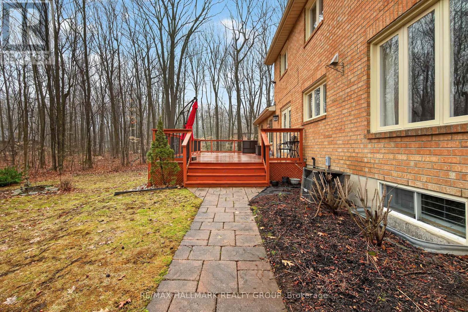 A few steps up to back deck
