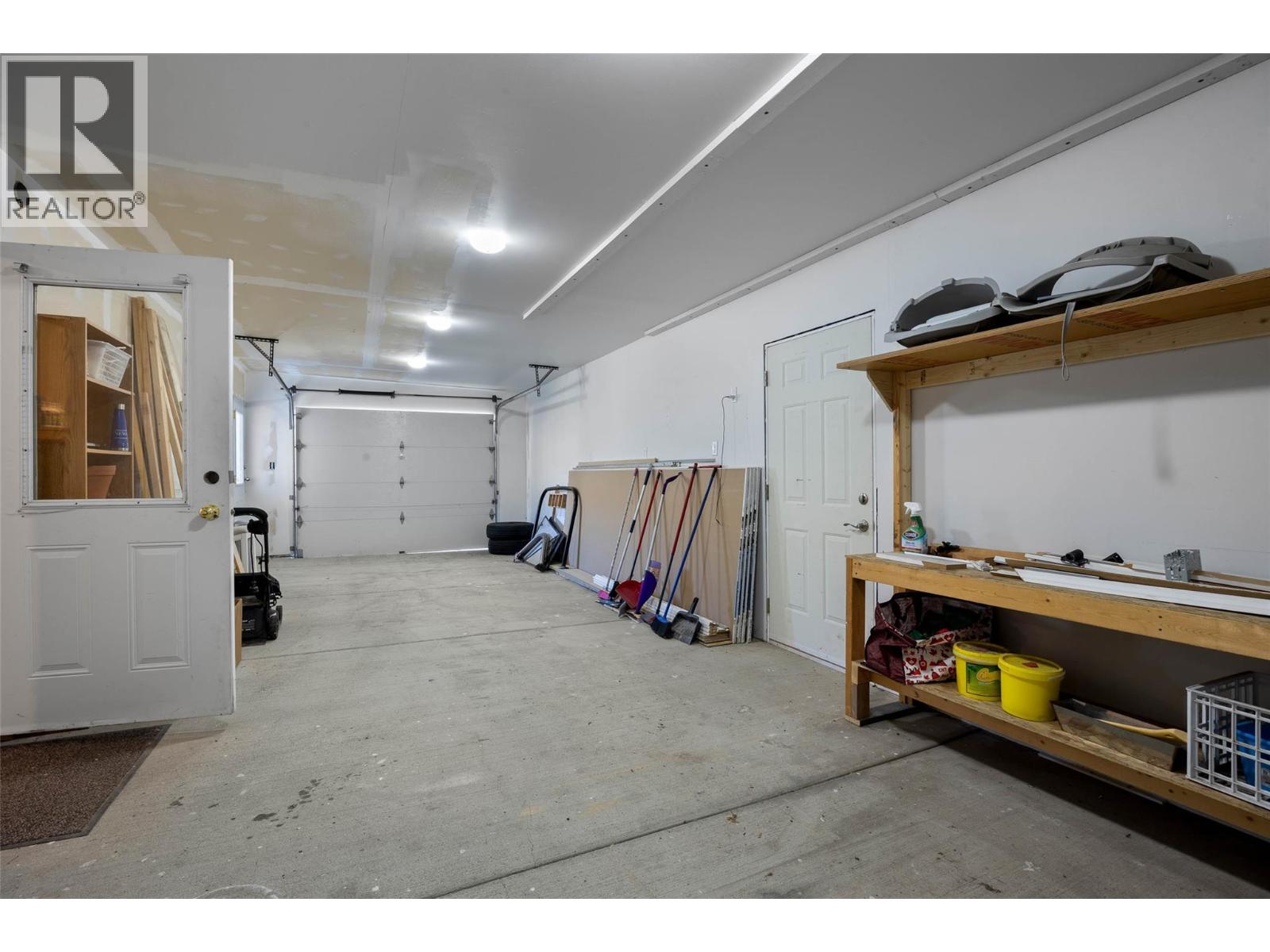 6216 SAVONA ACCESS ROAD - 44