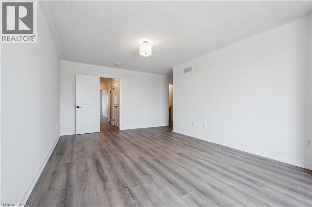23 BENNINGER Drive - 22
