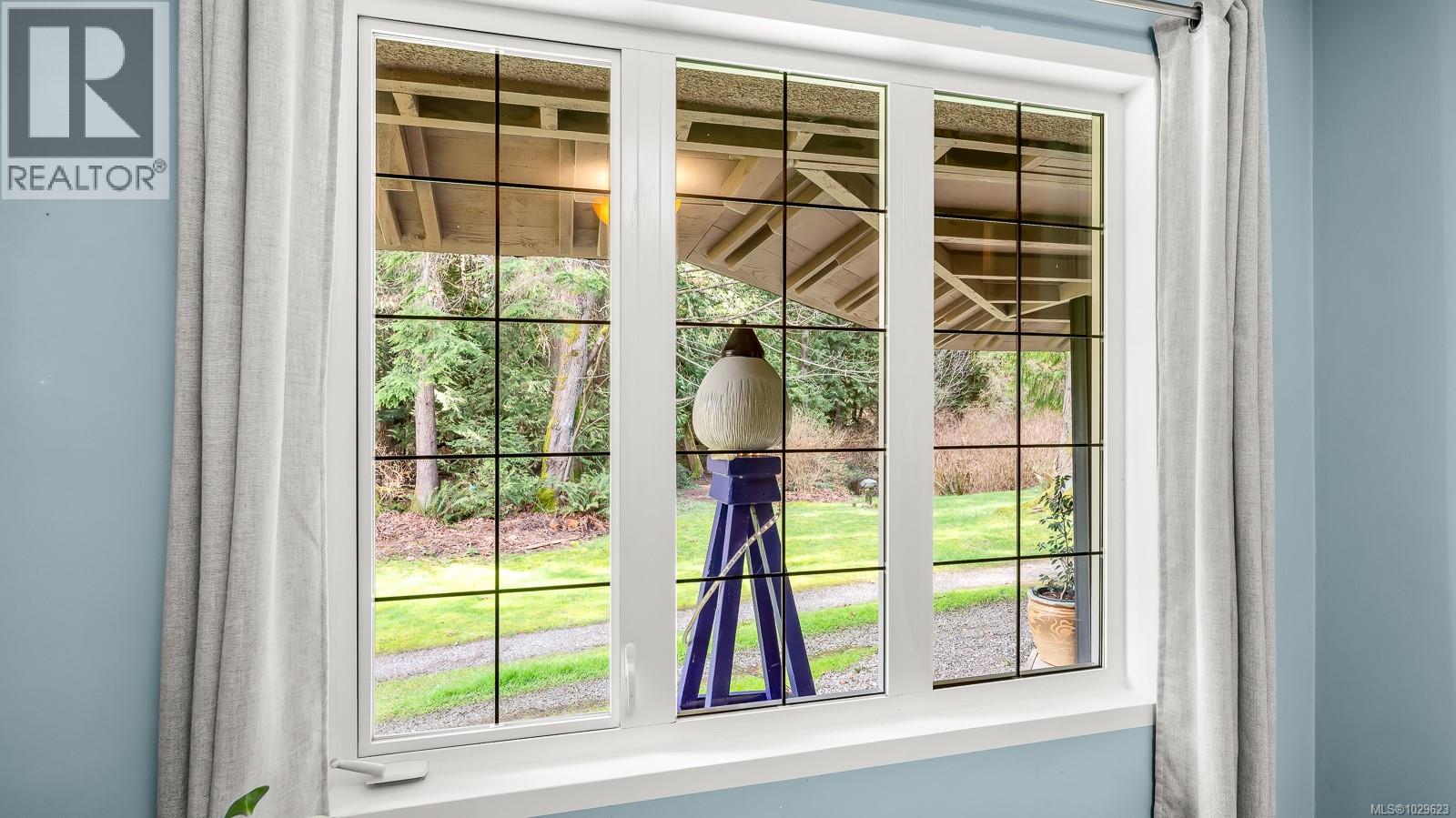 8131 MACARTNEY DR - 47