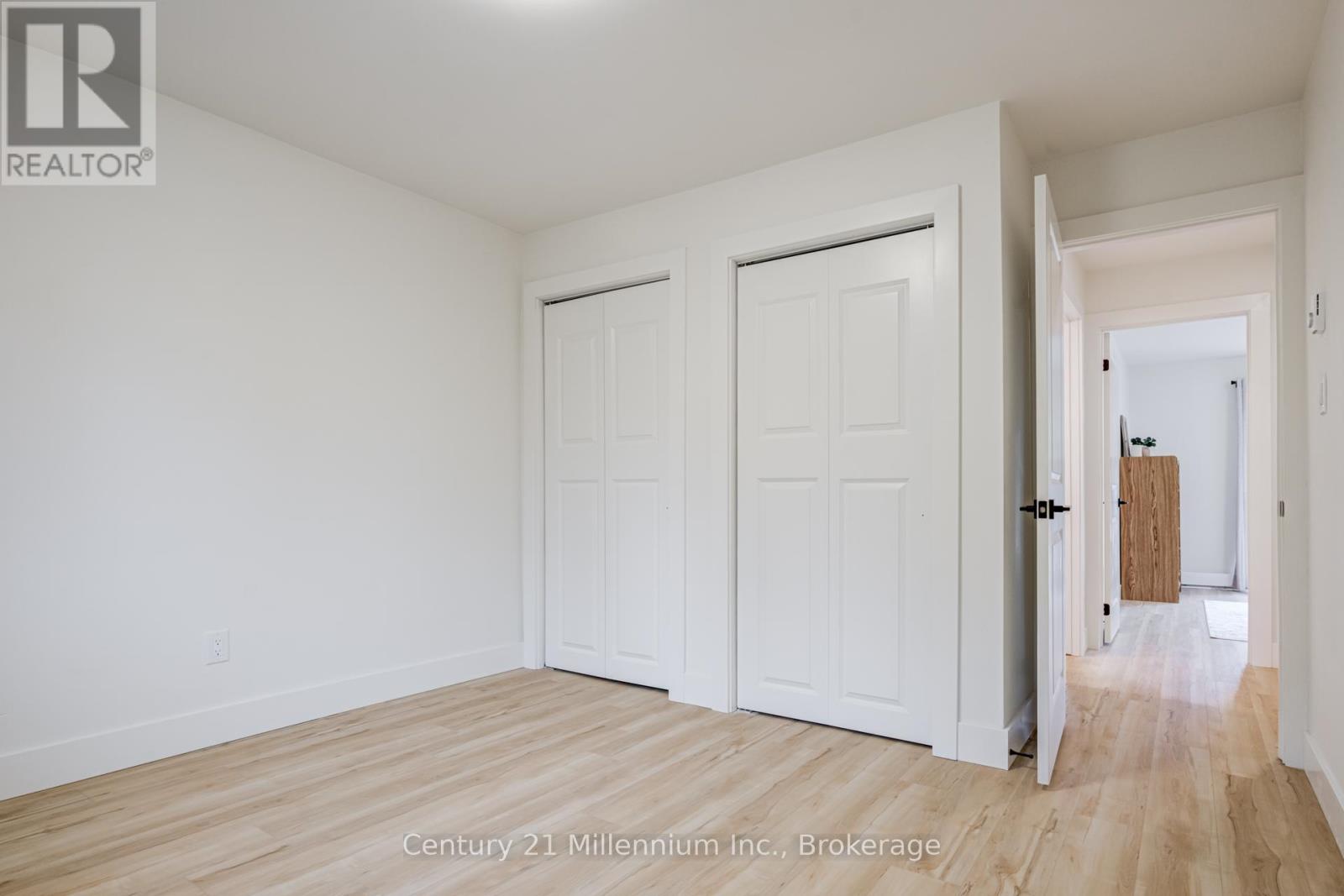 12 NICHOLAS STREET - 24