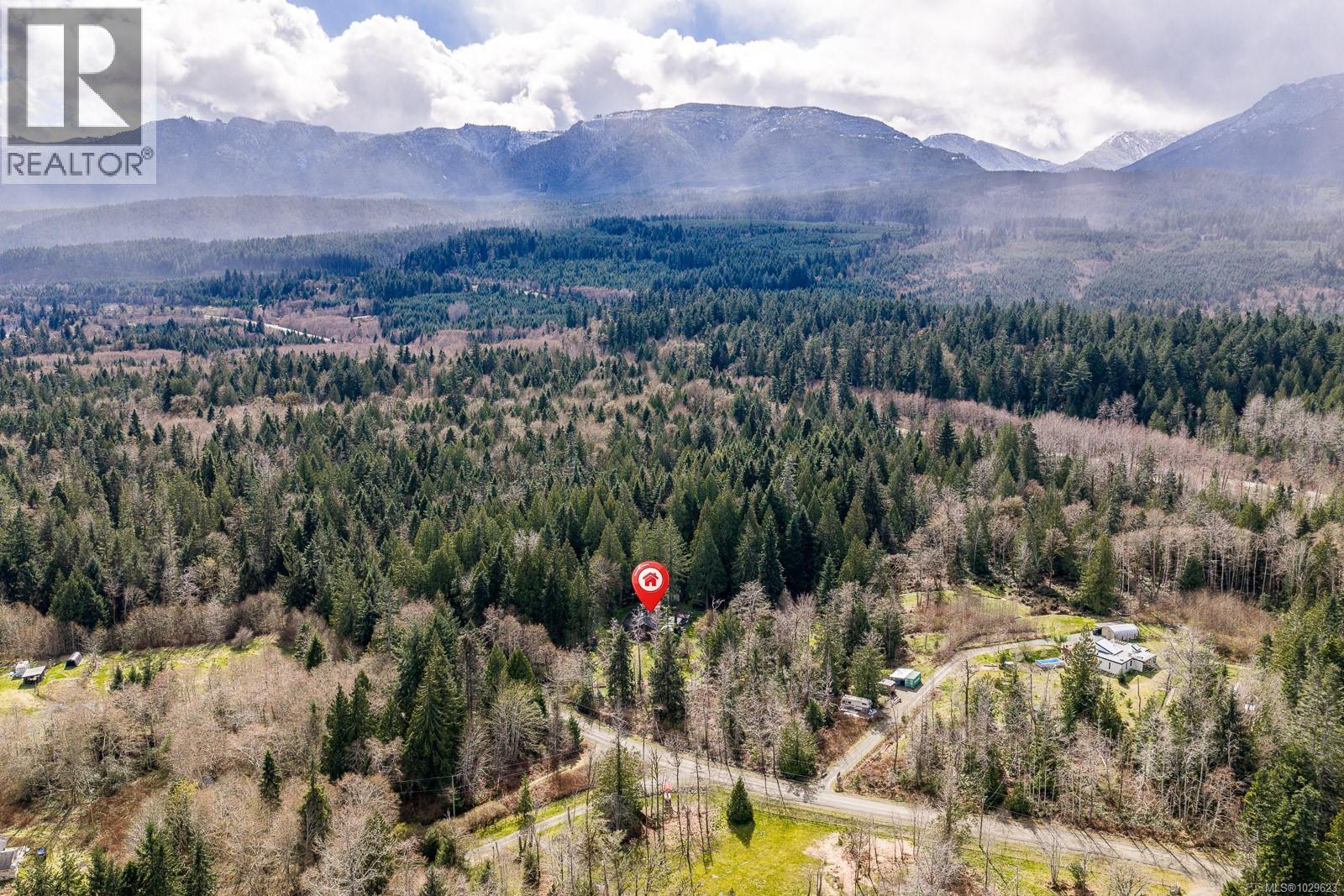 8131 MACARTNEY DR - 36