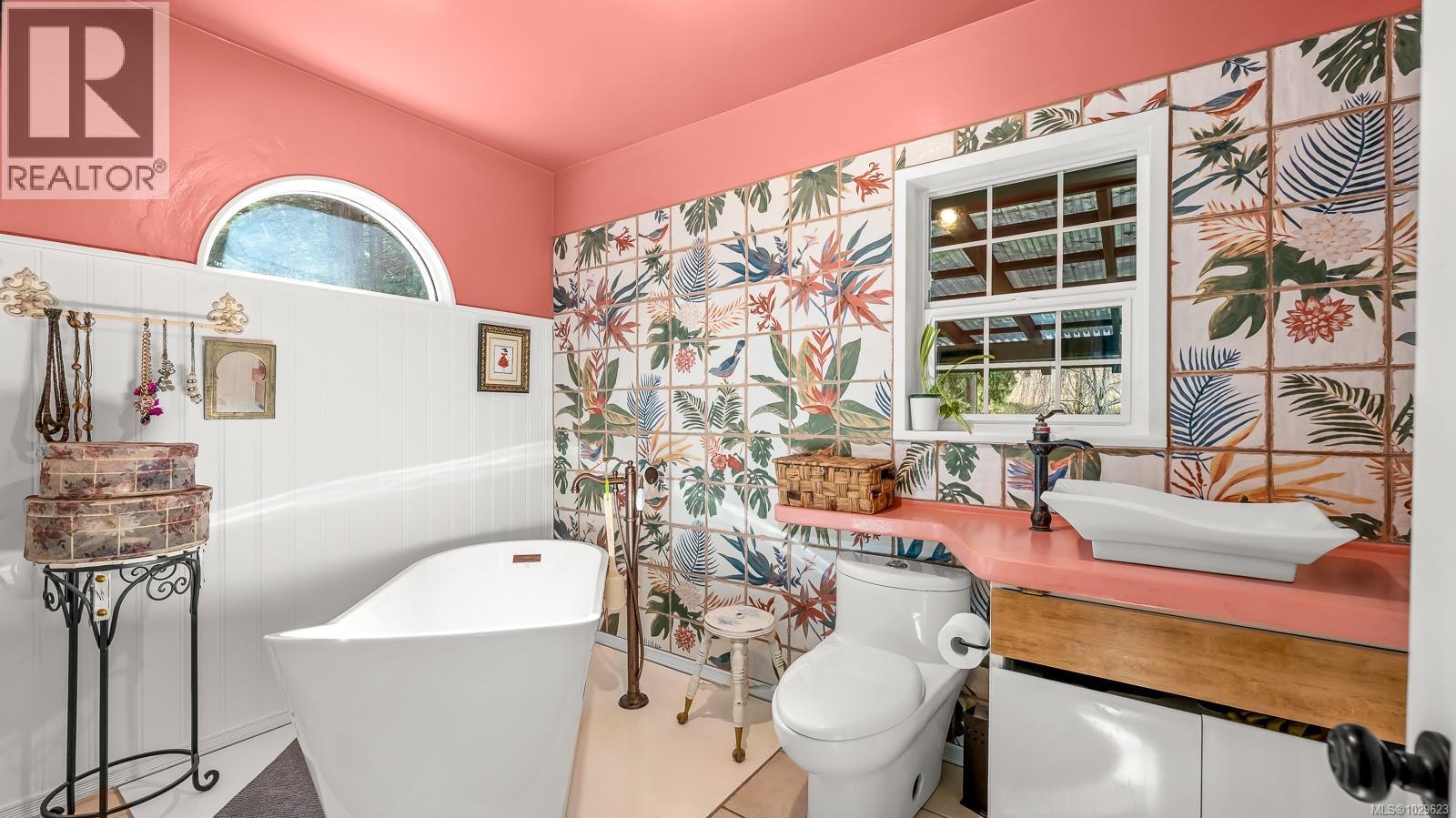 8131 MACARTNEY DR - 28