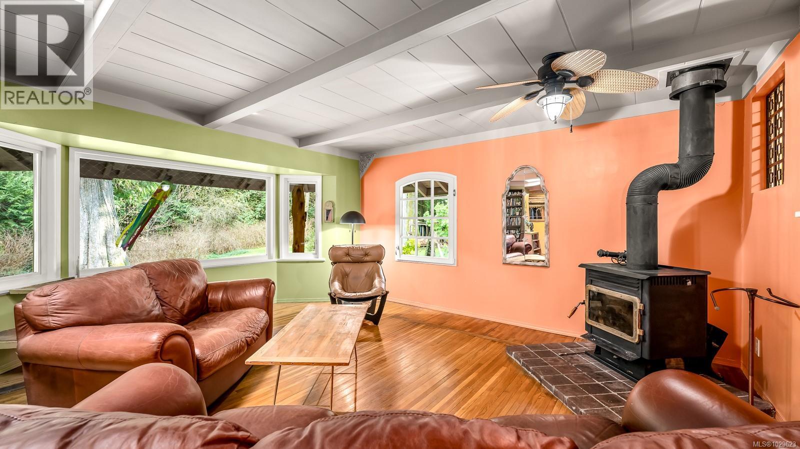 8131 MACARTNEY DR - 19