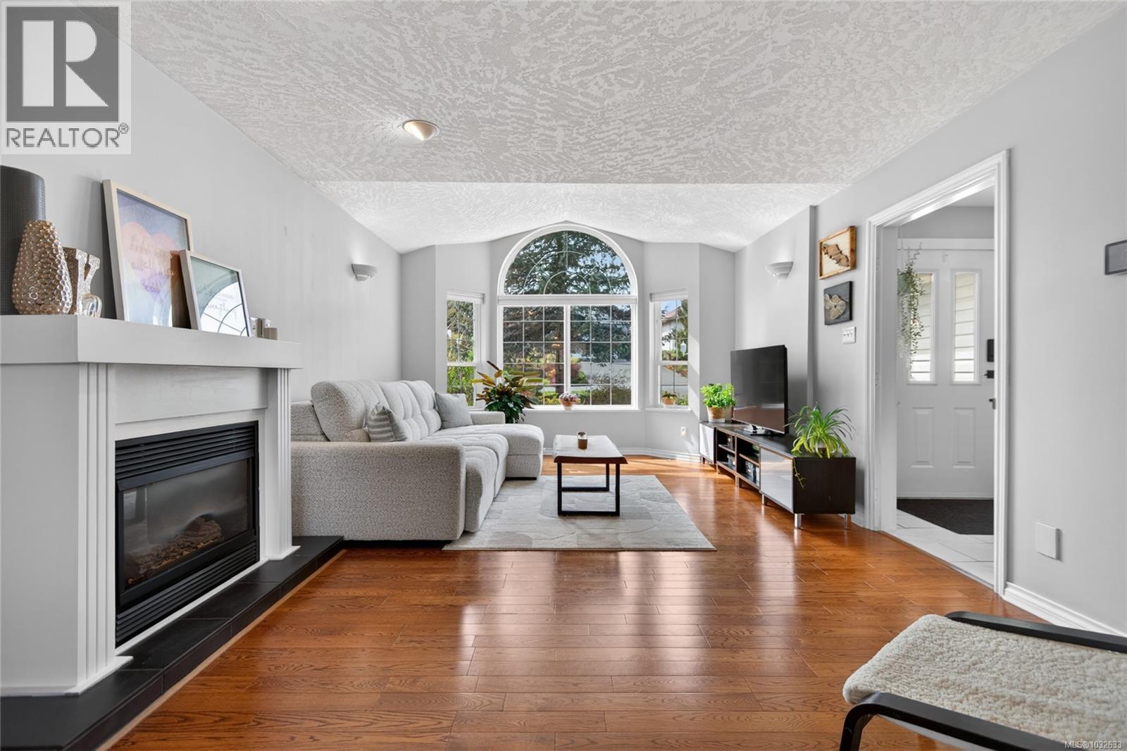 1731 Valley View Dr, Courtenay