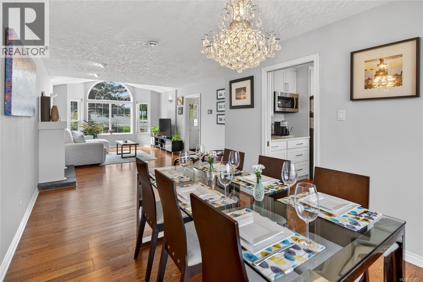 1731 Valley View Dr, Courtenay