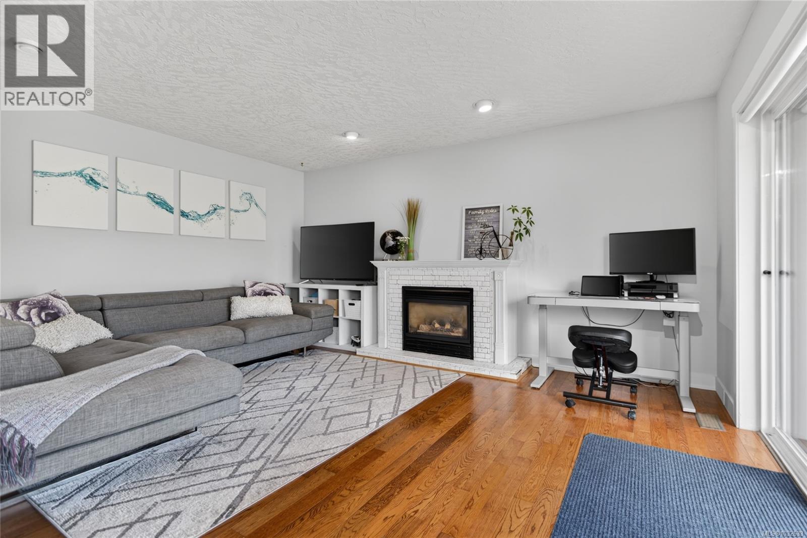 1731 Valley View Dr, Courtenay