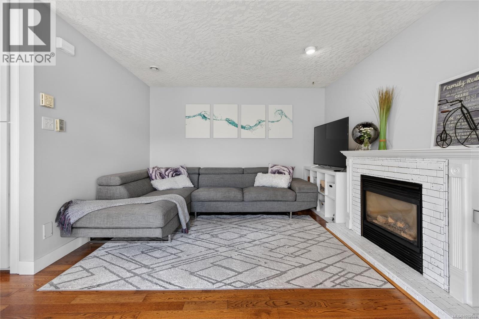 1731 Valley View Dr, Courtenay