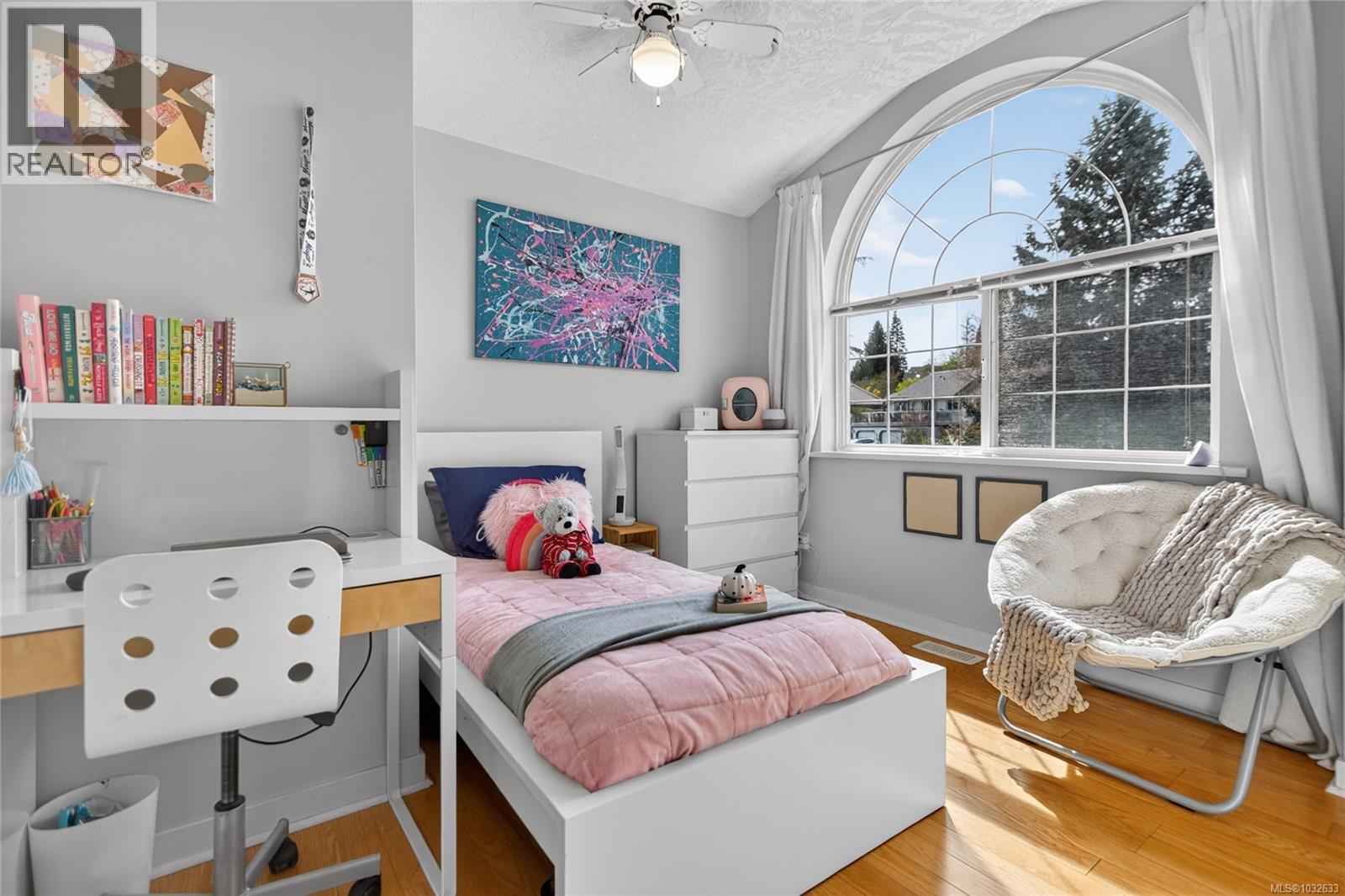 1731 Valley View Dr, Courtenay