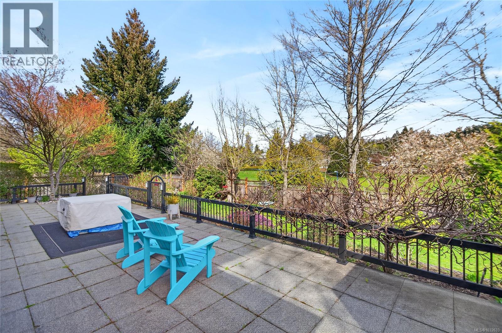 1731 Valley View Dr, Courtenay