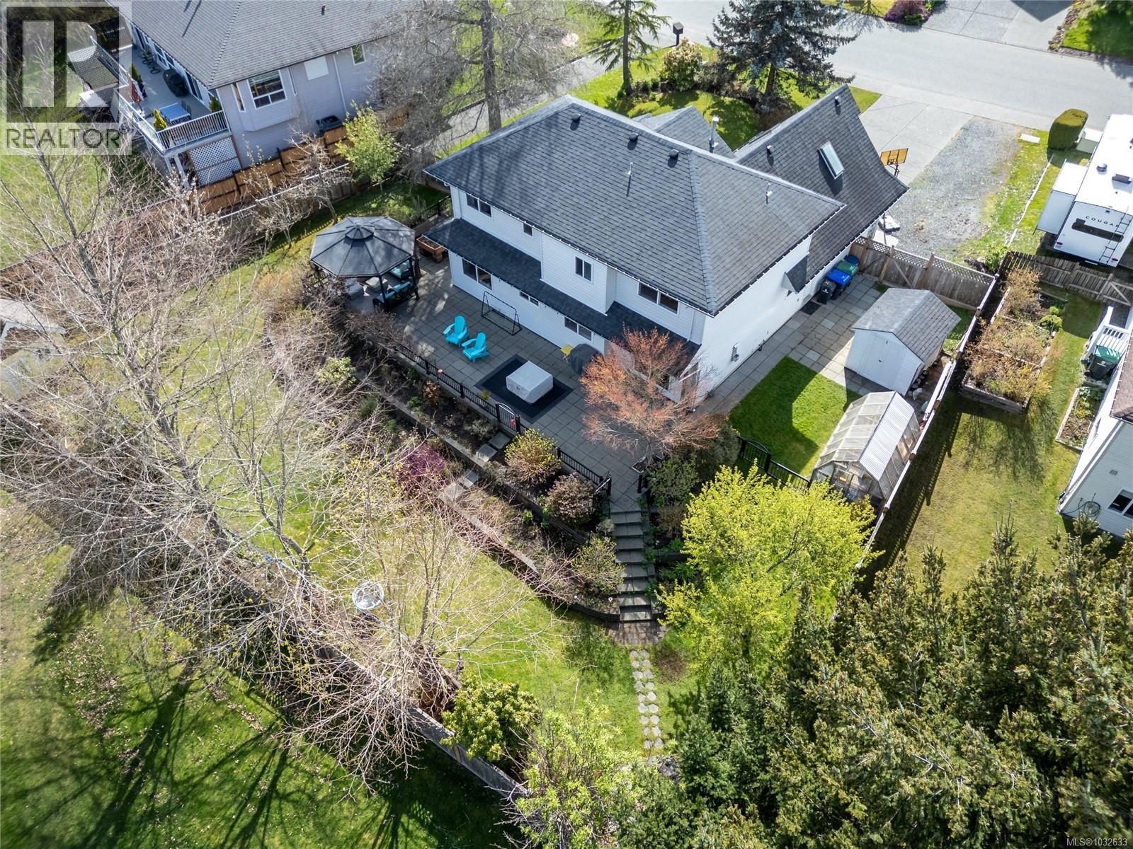 1731 Valley View Dr, Courtenay