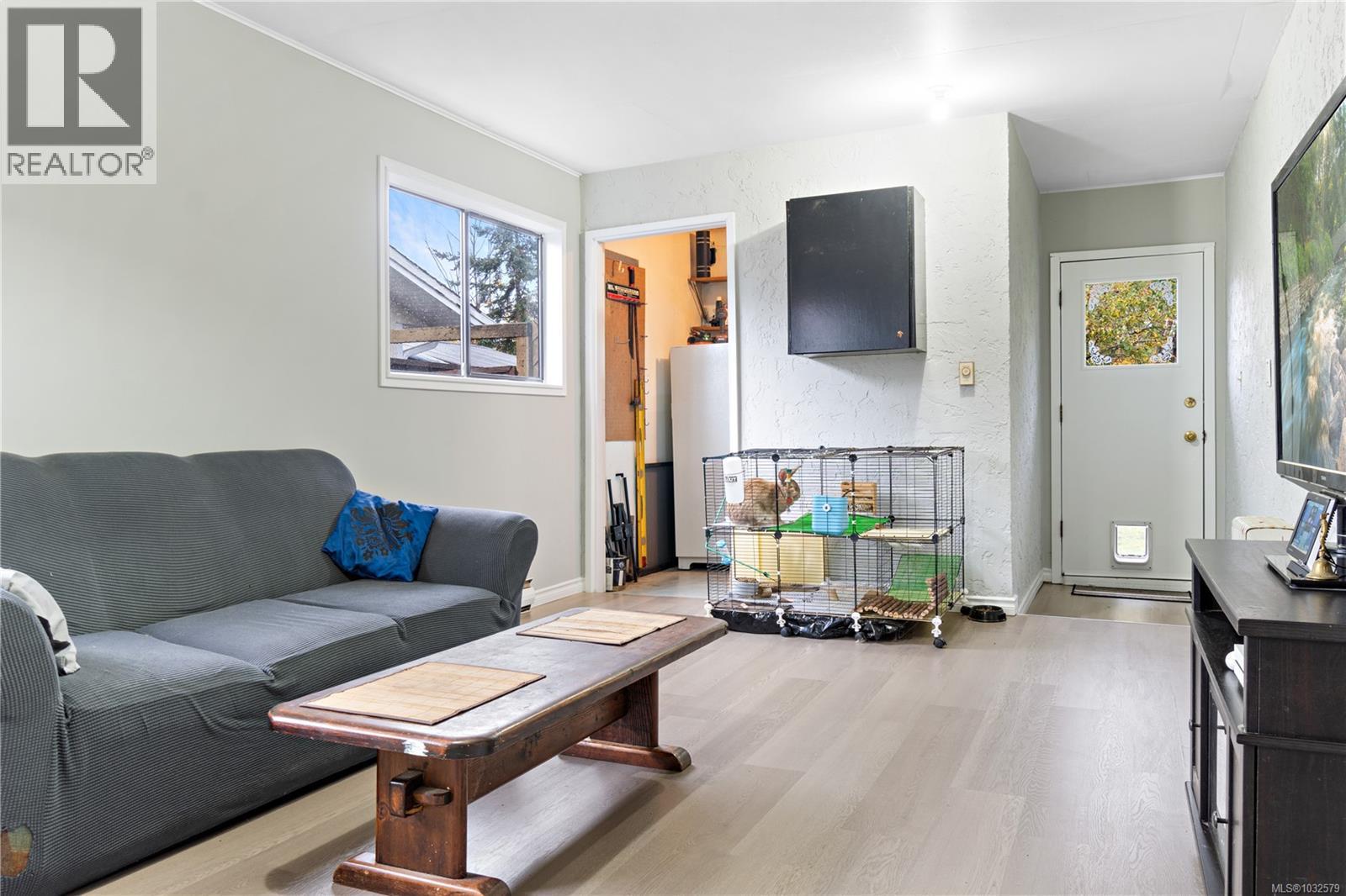 134 Finholm St S - 27