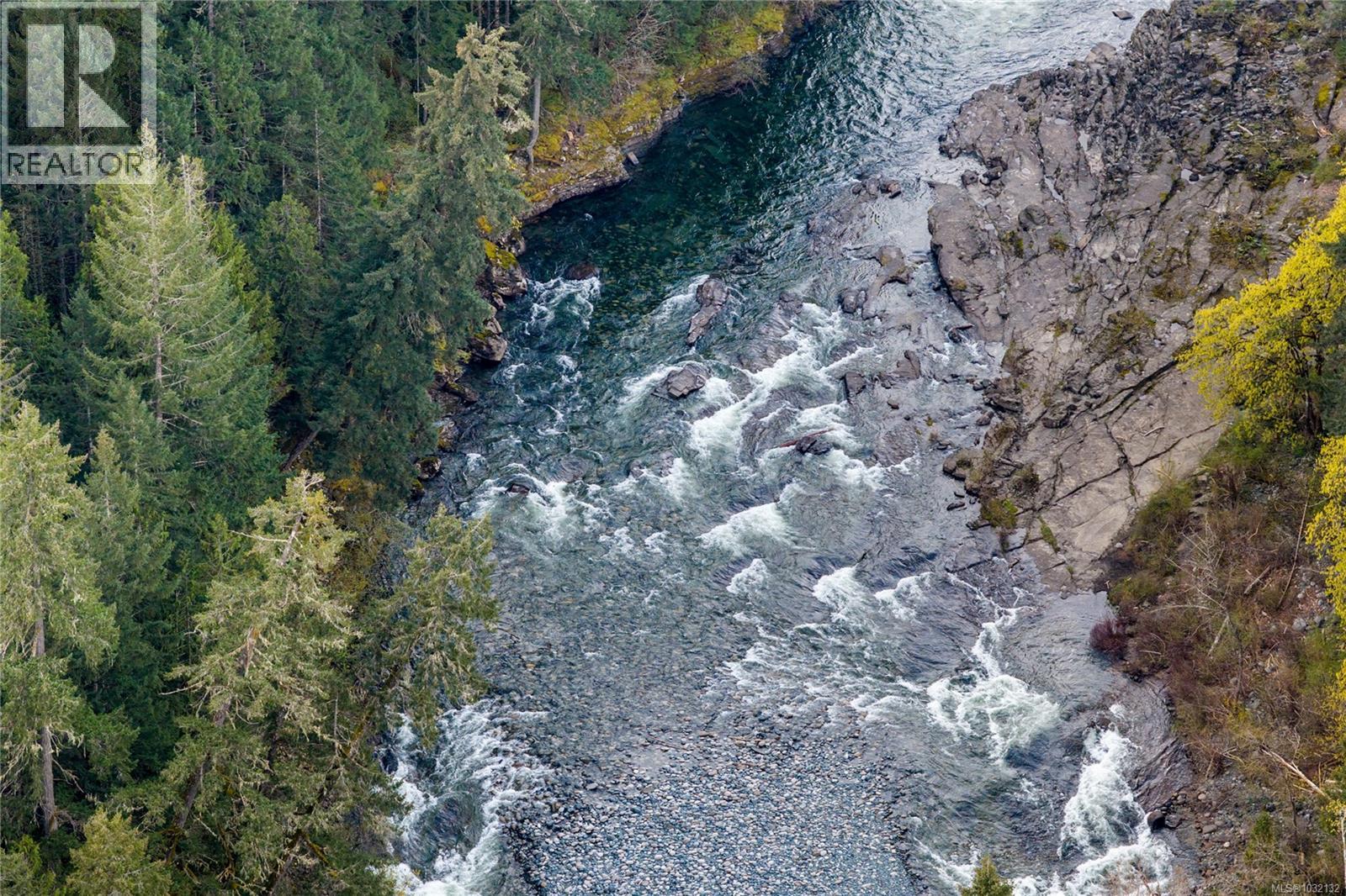 460 Nanaimo River Rd - 48