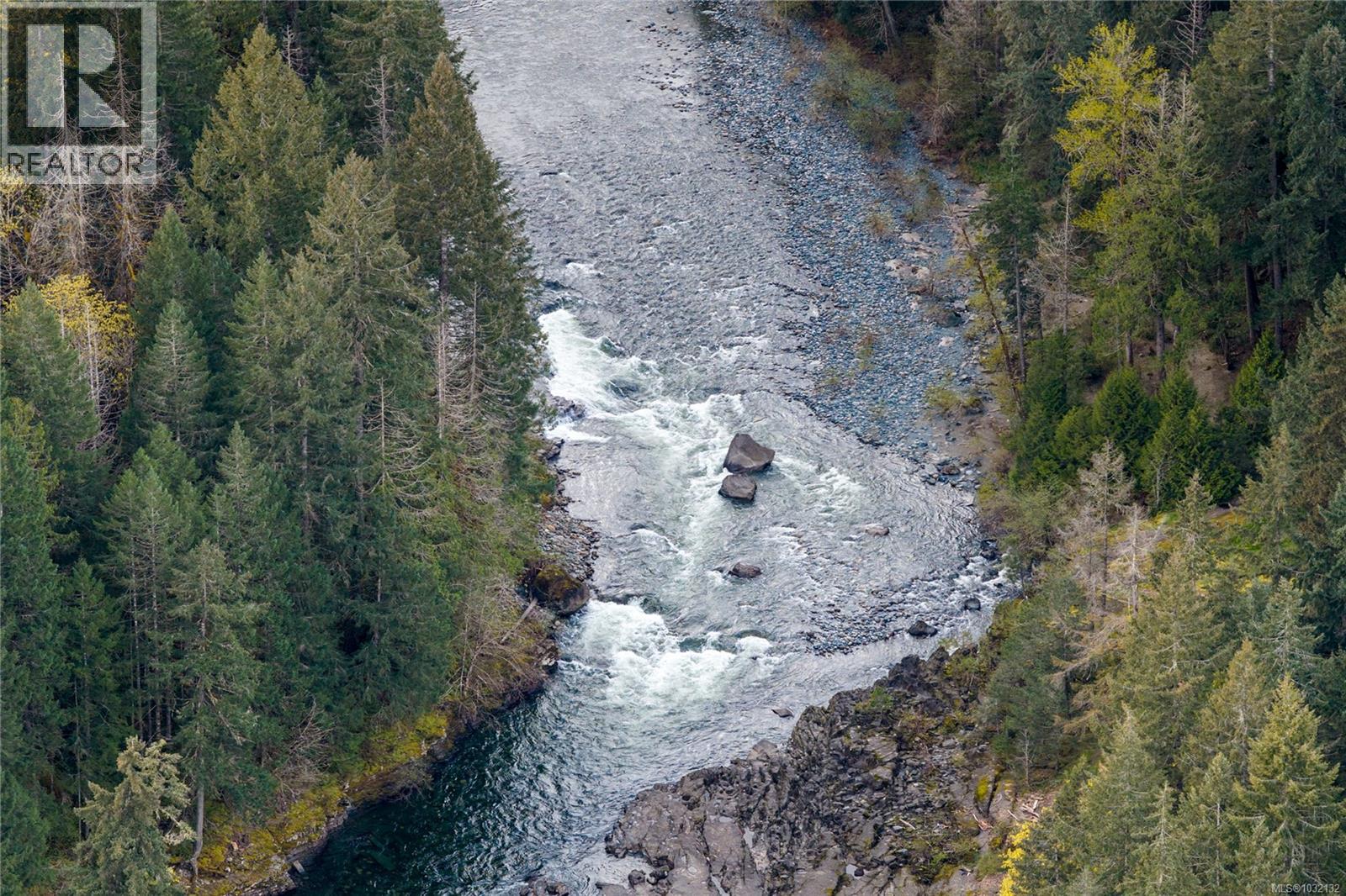 460 Nanaimo River Rd - 49