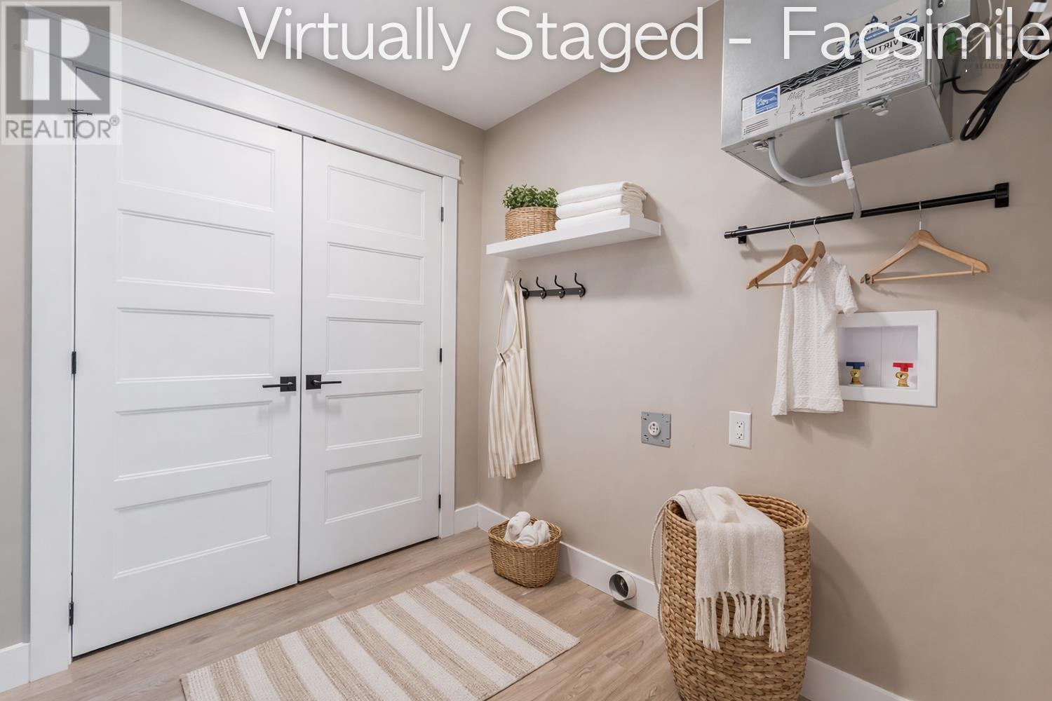 Property 27 of 33 of 79 SUMMER HILL Place