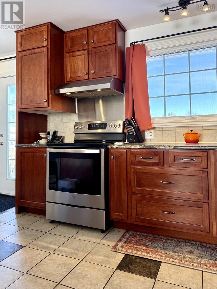 Property 23 of 50 of 24 Rhodes Avenue