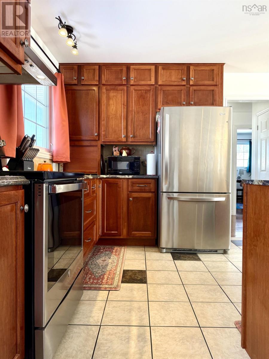 Property 21 of 50 of 24 Rhodes Avenue