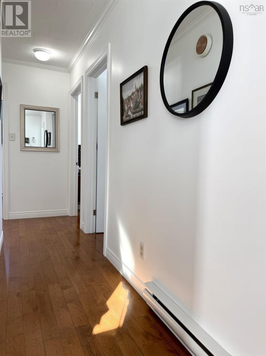 Property 34 of 50 of 24 Rhodes Avenue