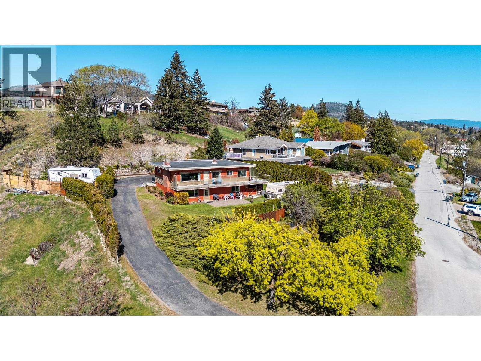 13006 Bristow Road, Summerland