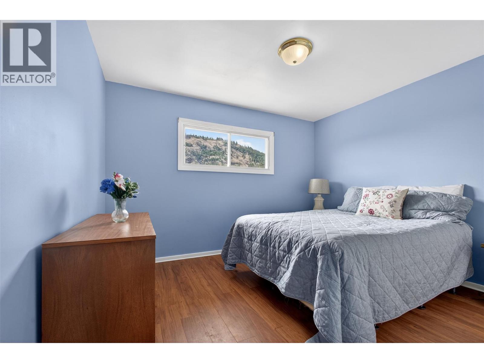 13006 Bristow Road, Summerland