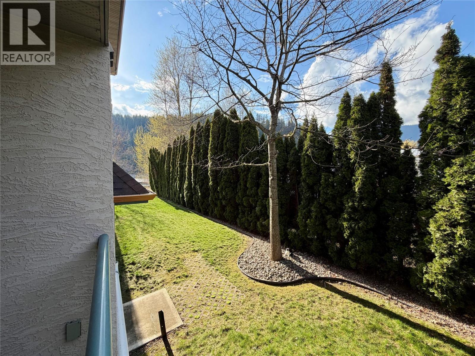 118 1002 Riverside Avenue, Sicamous