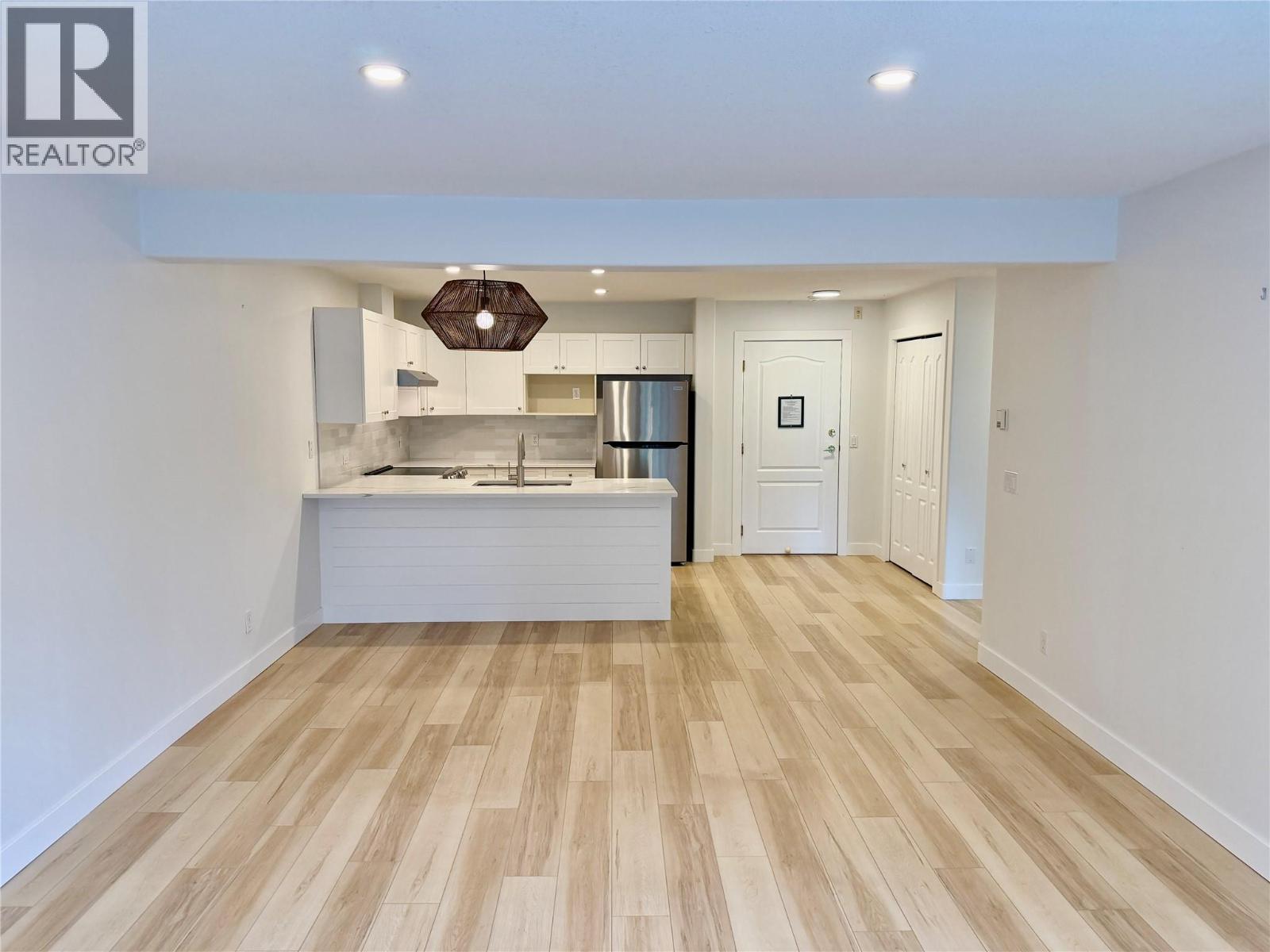 118 1002 Riverside Avenue, Sicamous