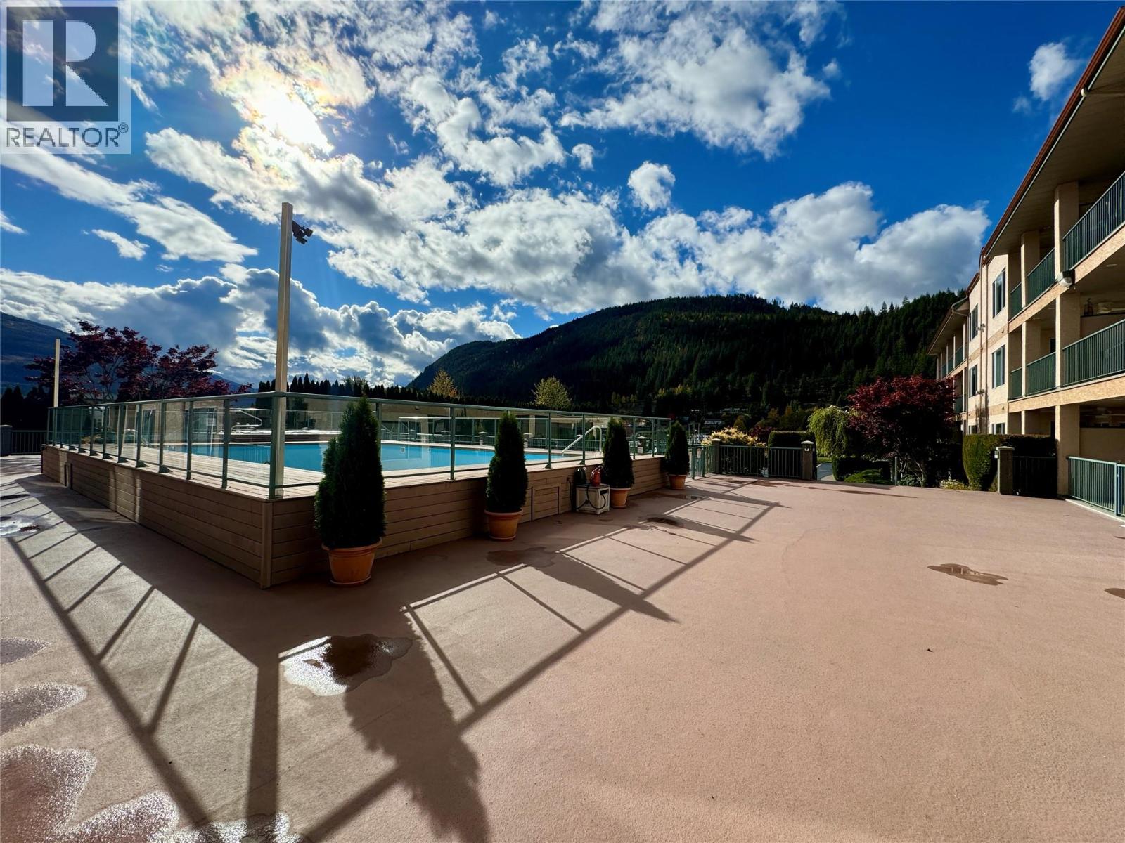 118 1002 Riverside Avenue, Sicamous