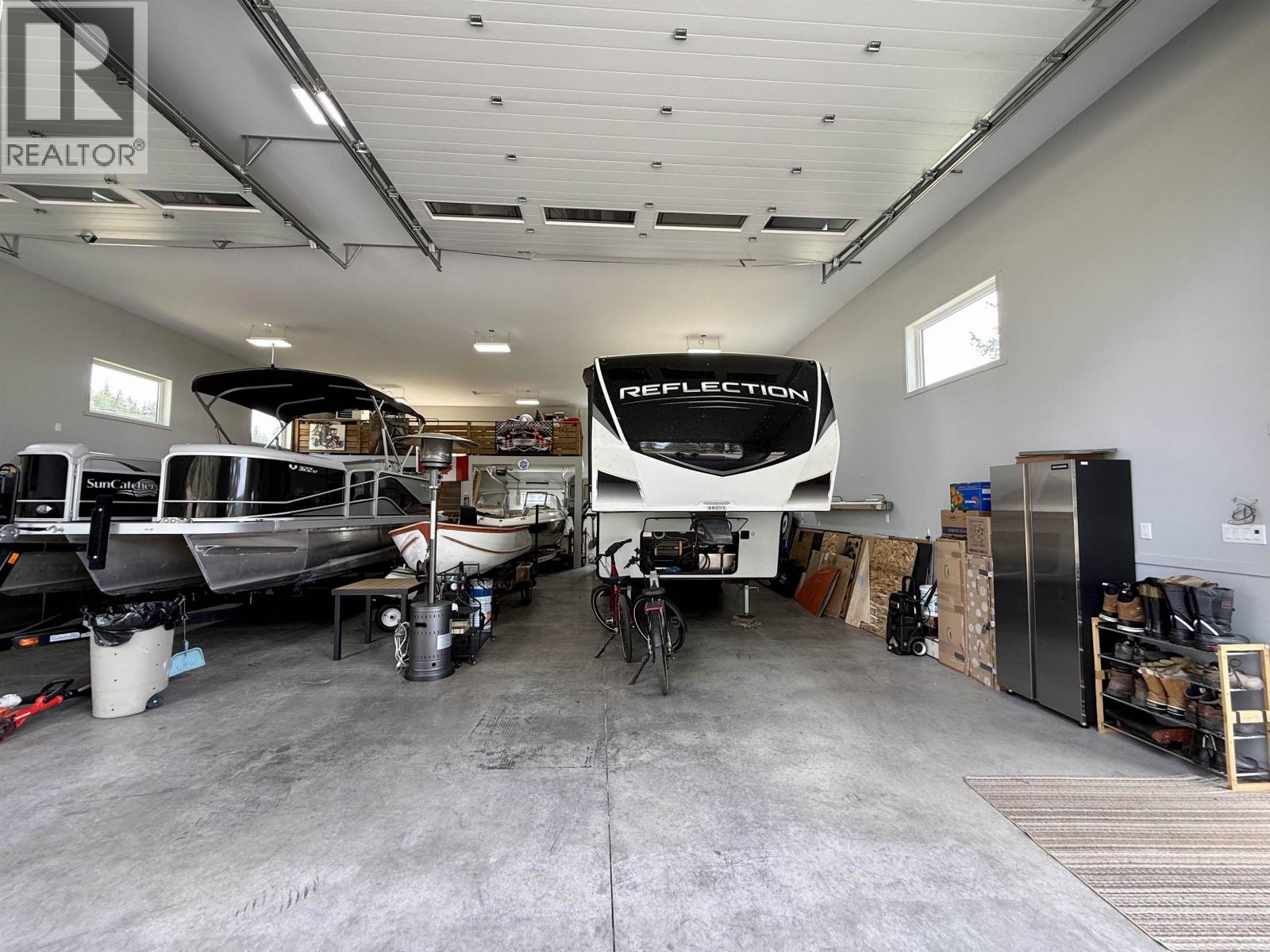 3556 CABIN ROAD - 35