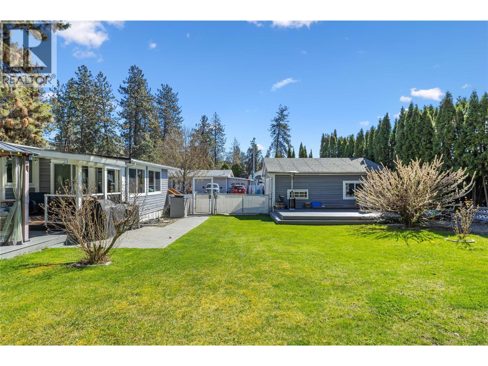 1999 97 Highway S Unit# 266, West Kelowna
