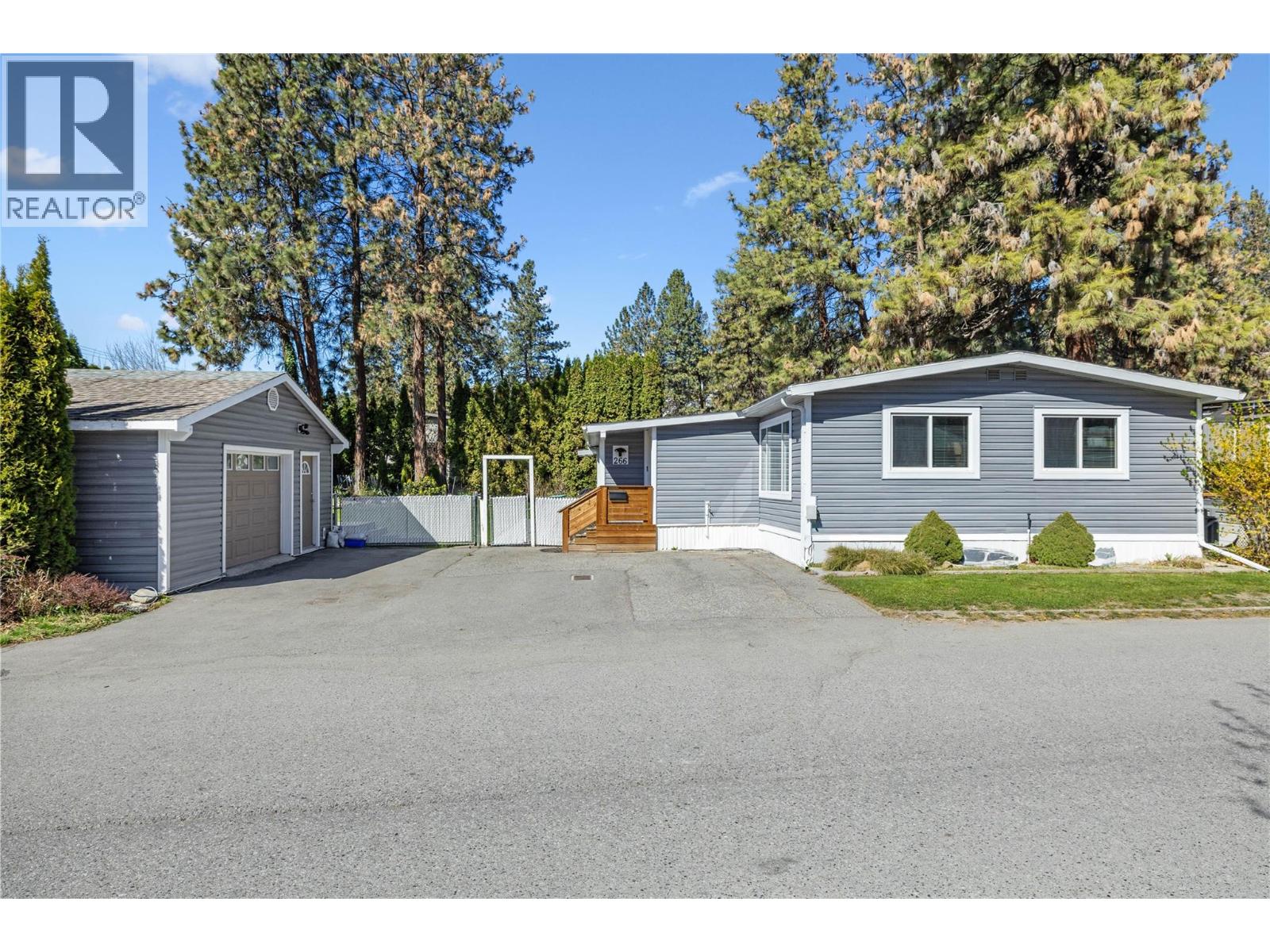 1999 97 Highway S Unit# 266, West Kelowna