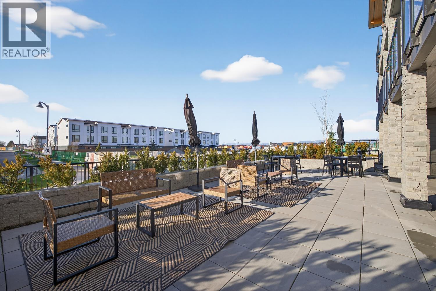 #404-1942 STARLING Drive, Tsawwassen