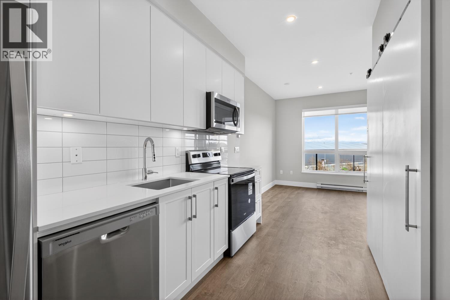 #404-1942 STARLING Drive, Tsawwassen