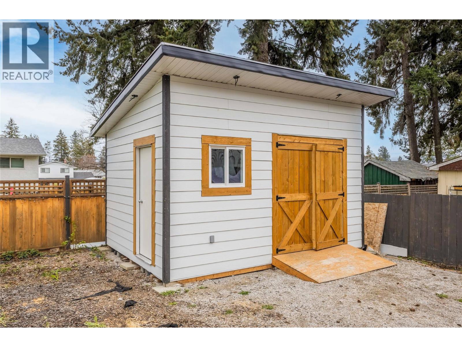  3281 McIver Road, West Kelowna