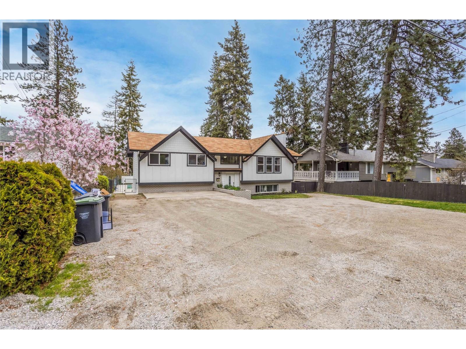  3281 McIver Road, West Kelowna