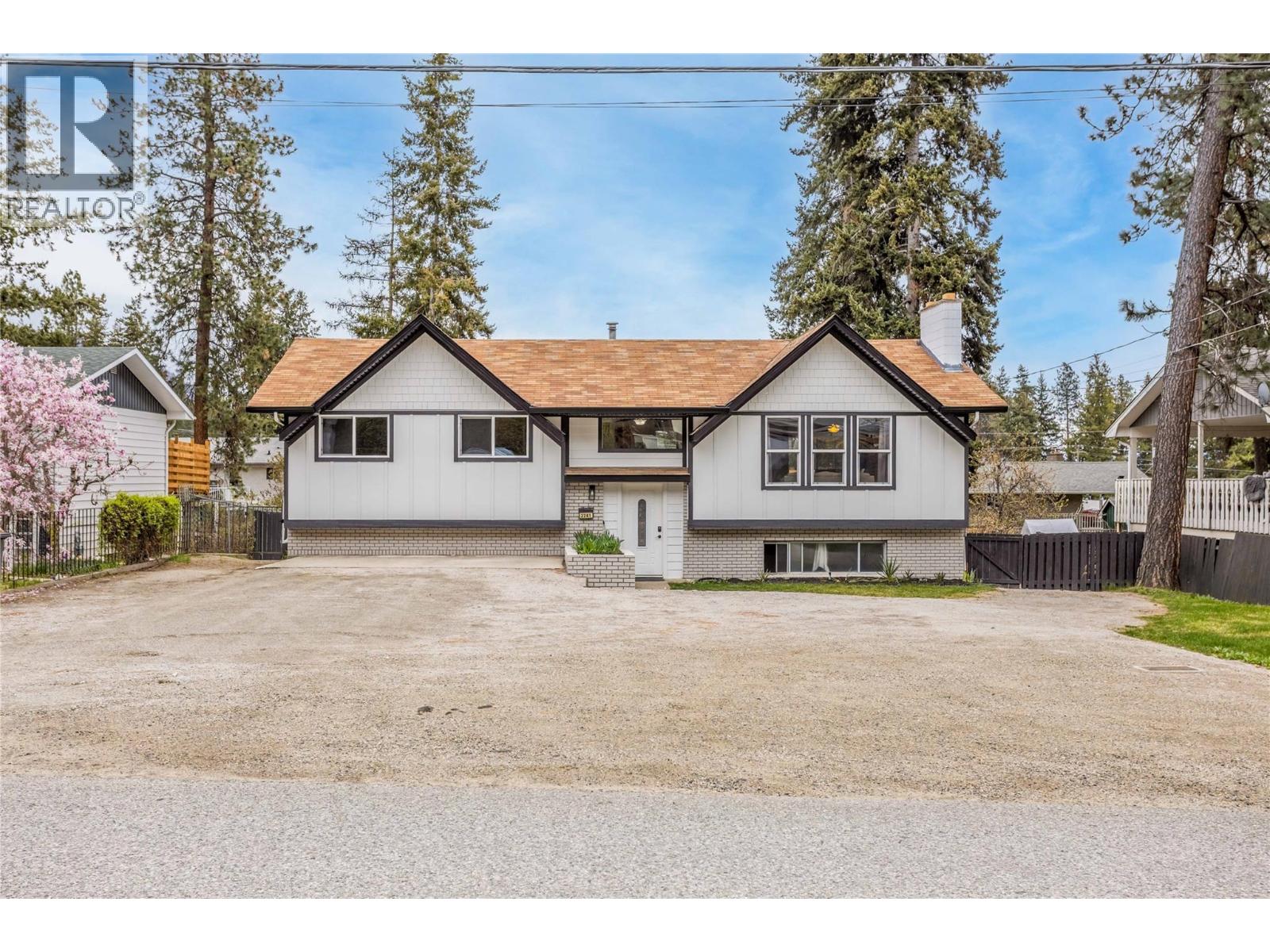  3281 McIver Road, West Kelowna
