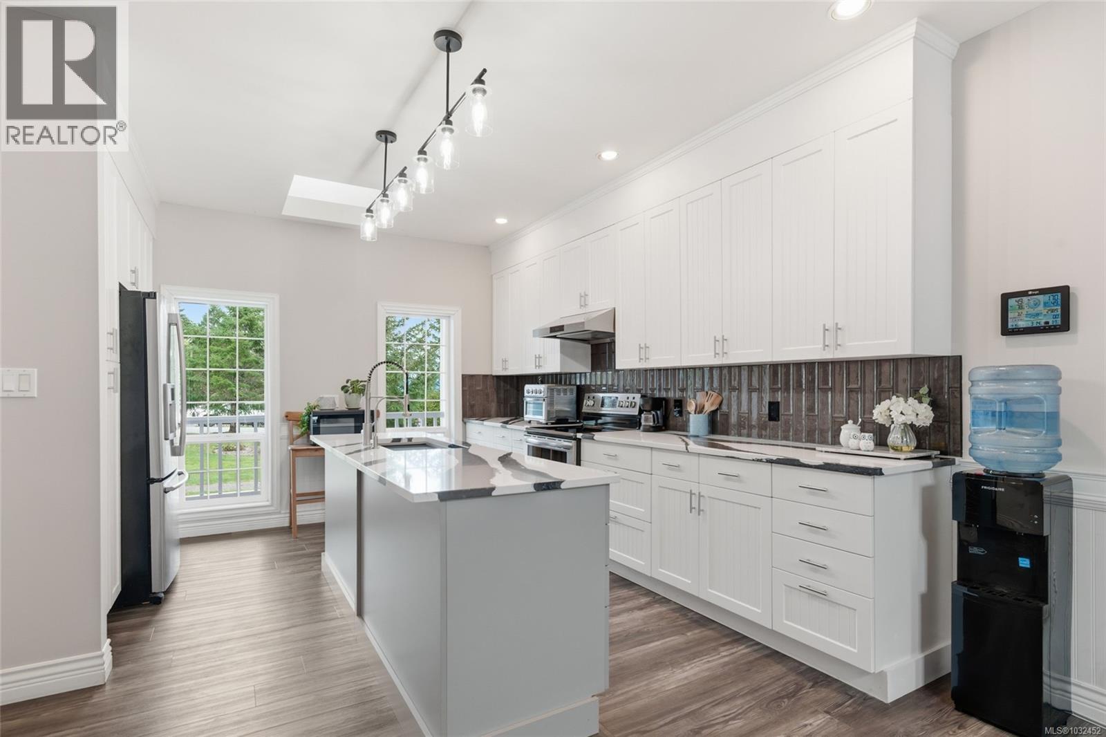7837 Mountain Ranch Rd - 7