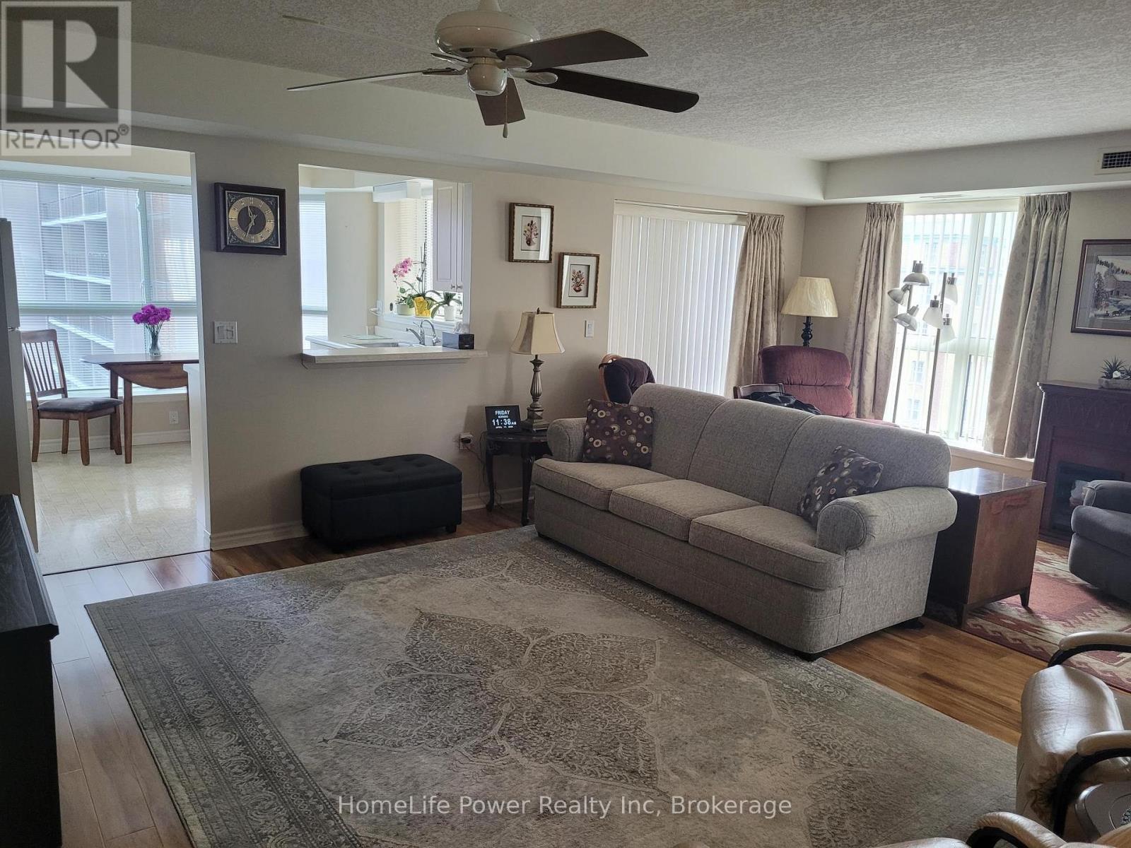 20 ST GEORGE Street Unit 409, Kitchener, Ontario N2G2S7 - Photo 5