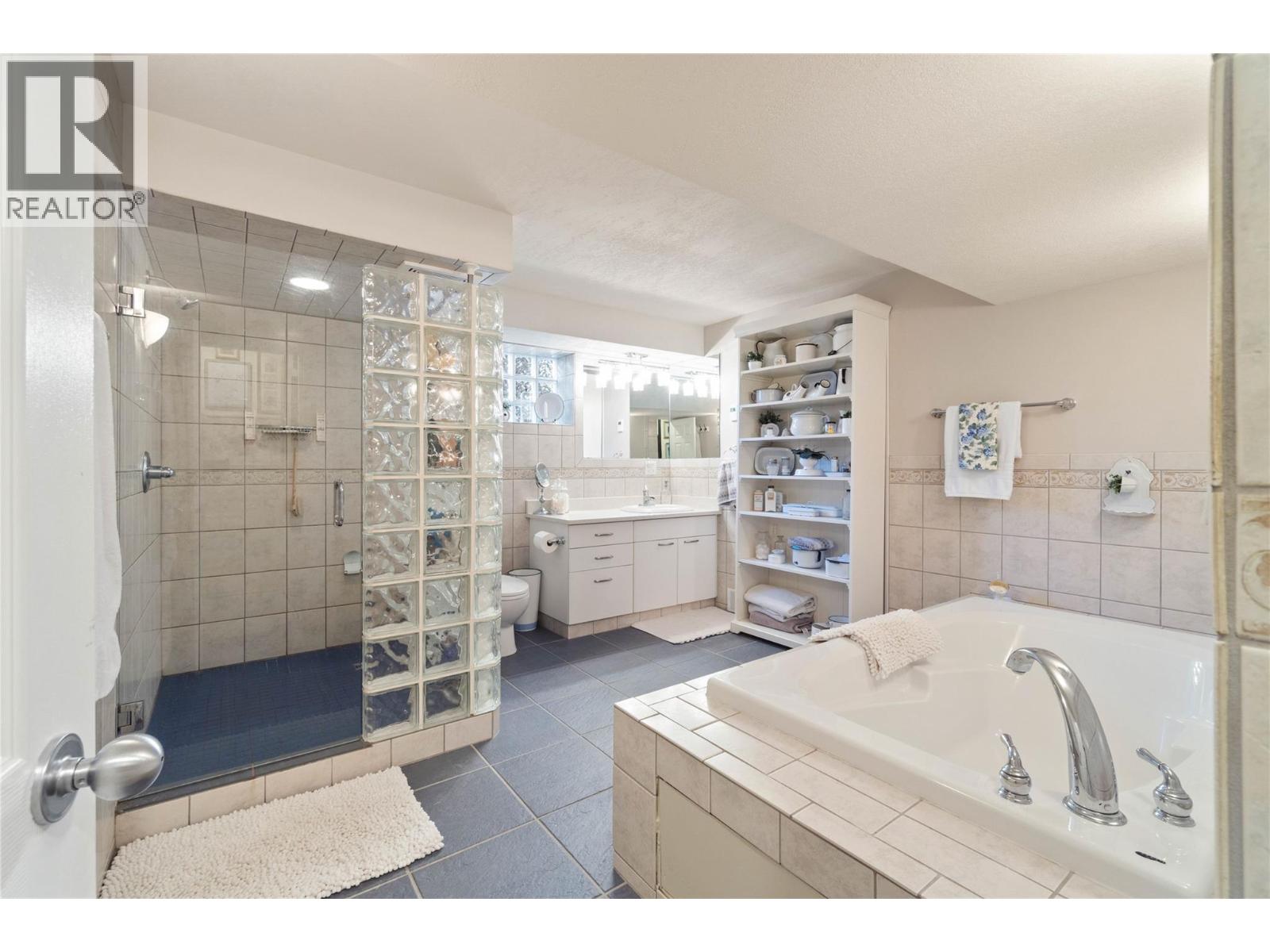 615 YORK AVENUE - 10