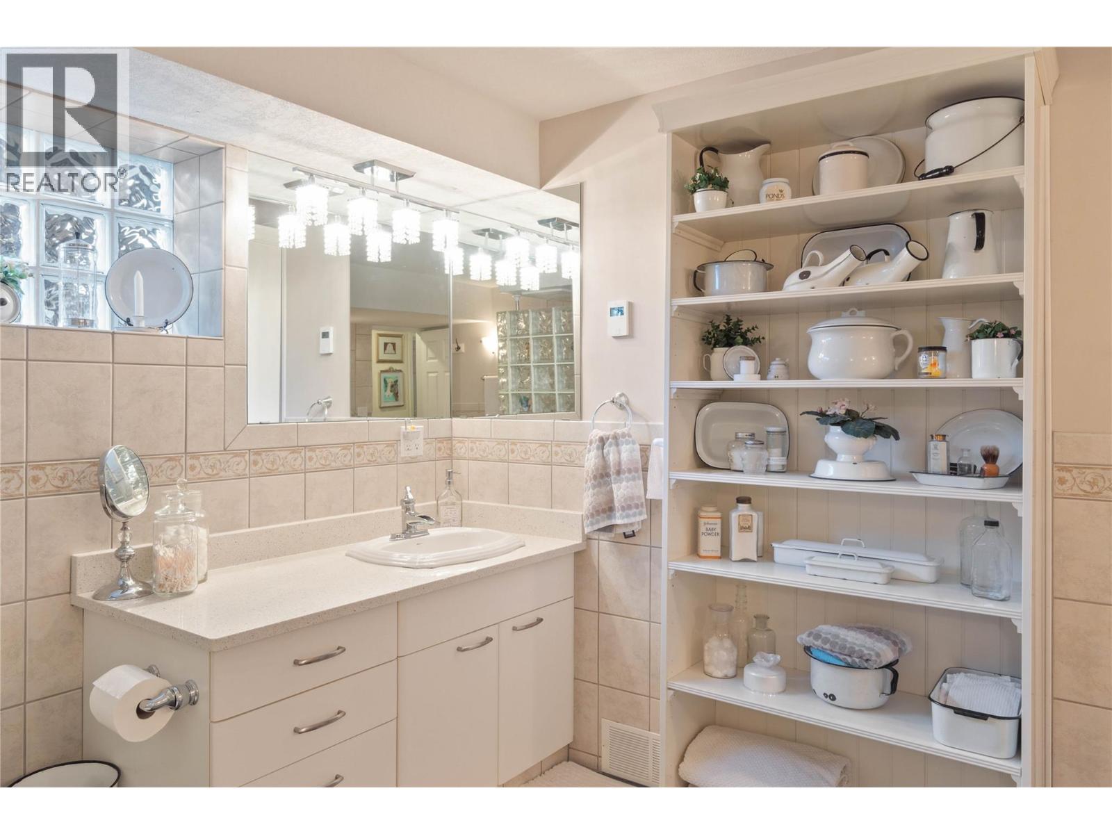 615 YORK AVENUE - 13