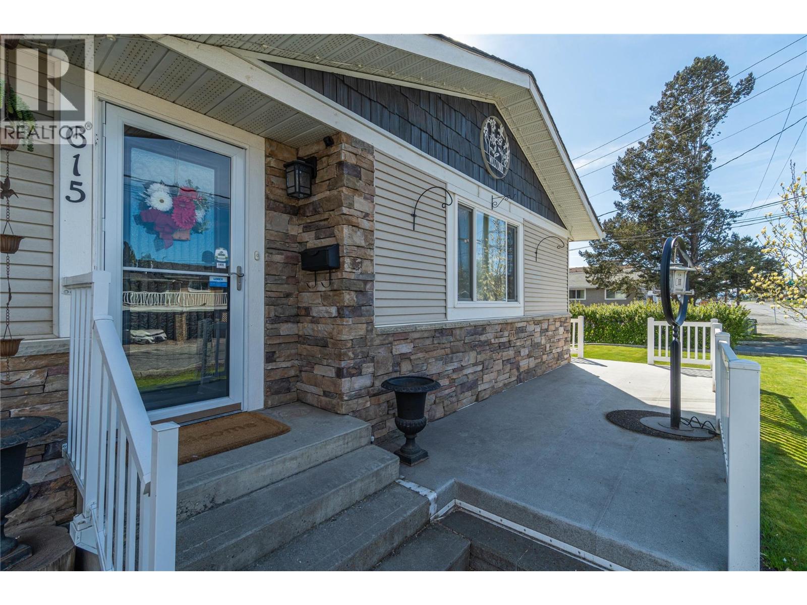 615 YORK AVENUE - 14