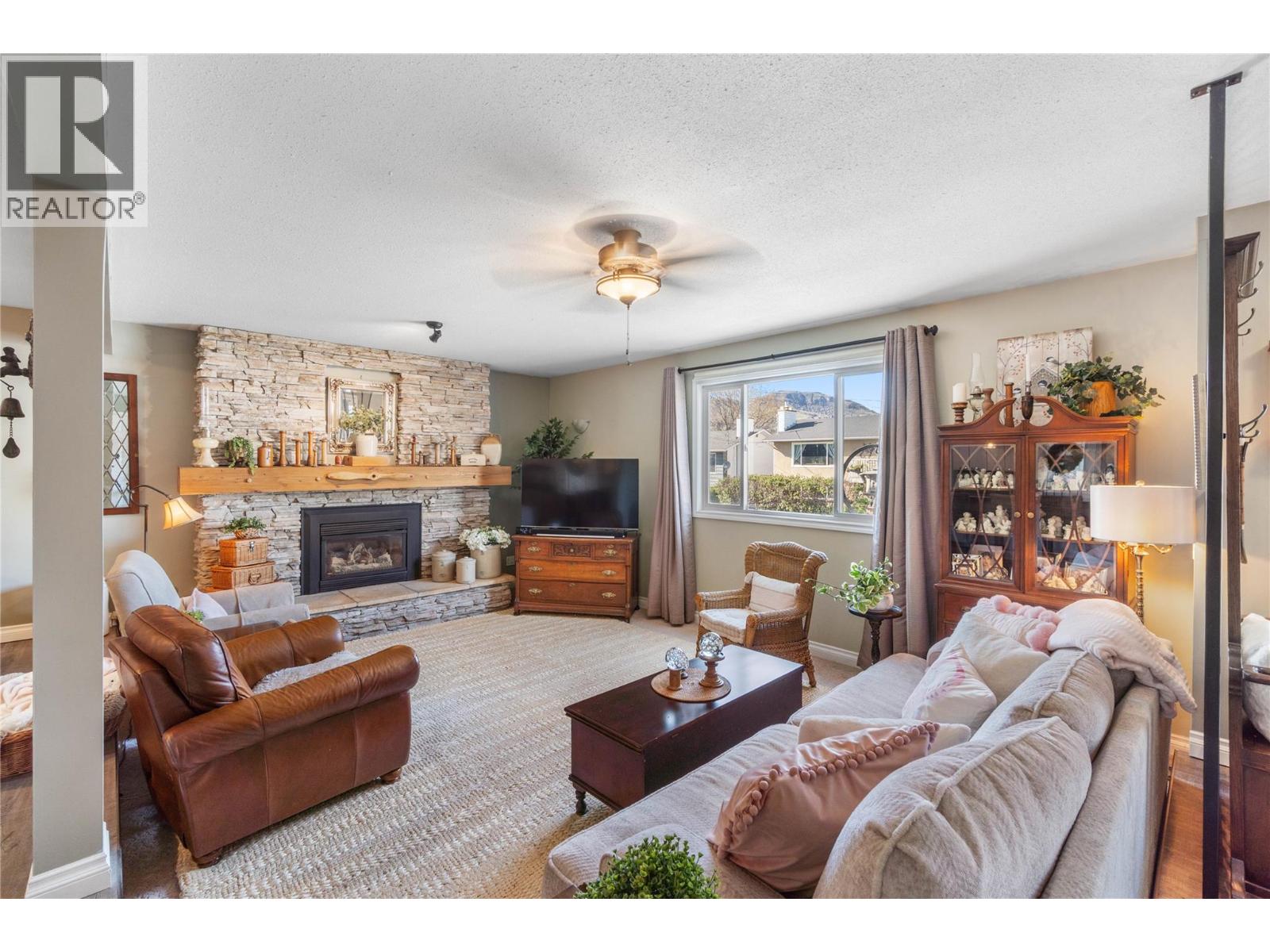 615 YORK AVENUE - 19