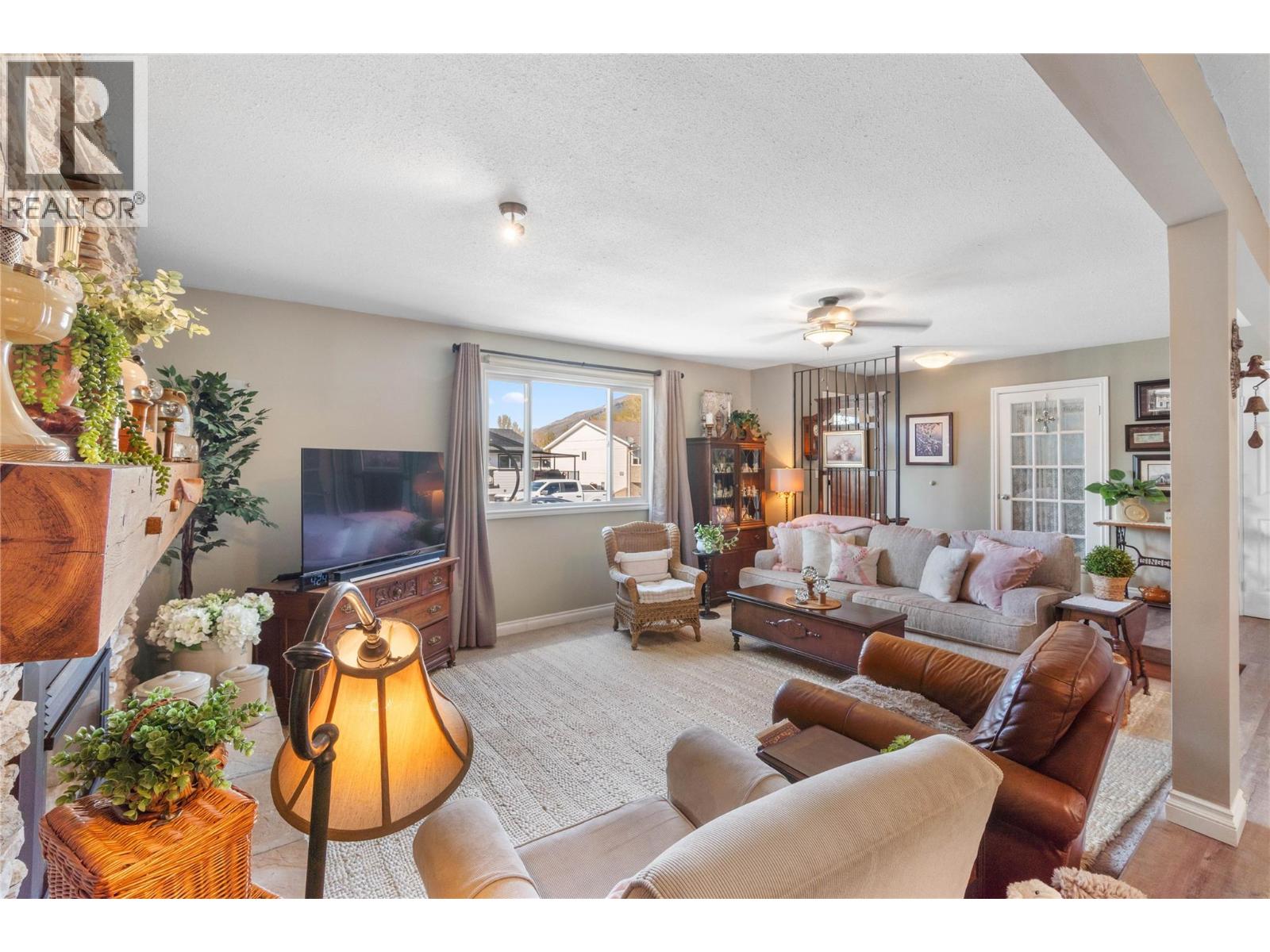 615 YORK AVENUE - 20