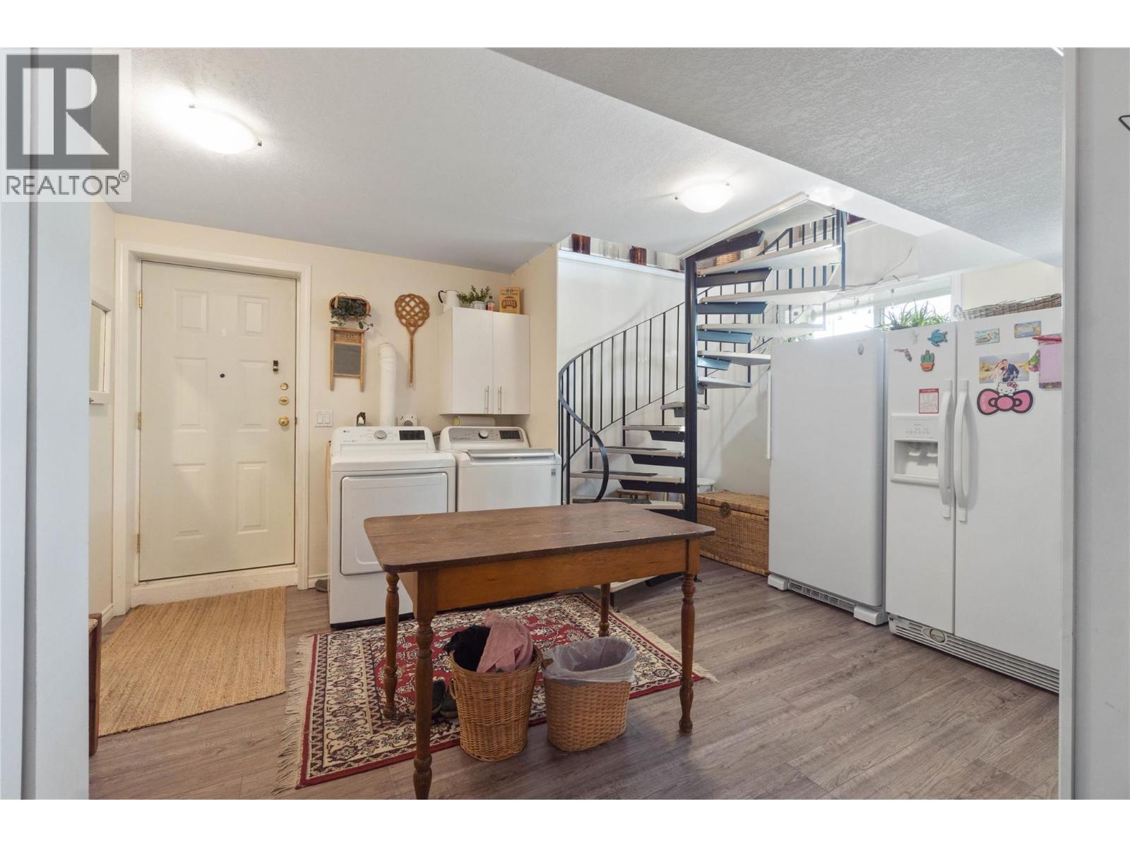 615 YORK AVENUE - 24