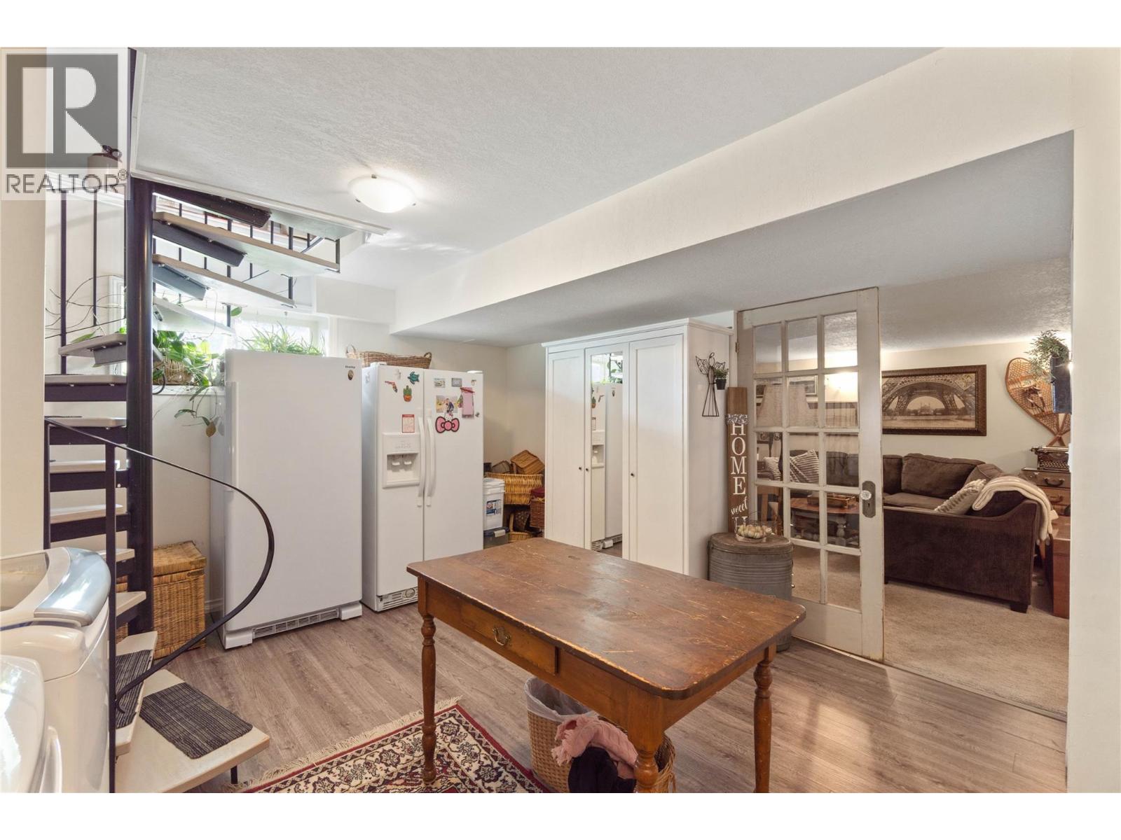 615 YORK AVENUE - 25