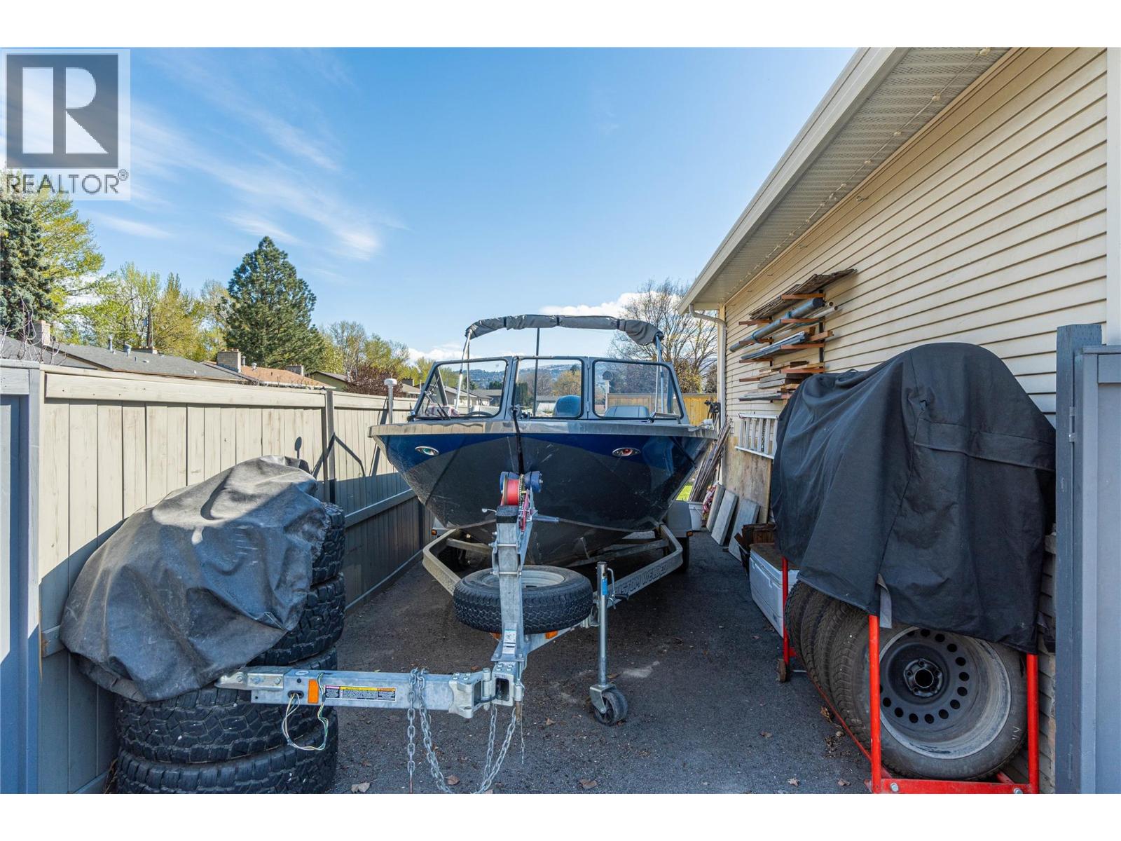 615 YORK AVENUE - Image 3