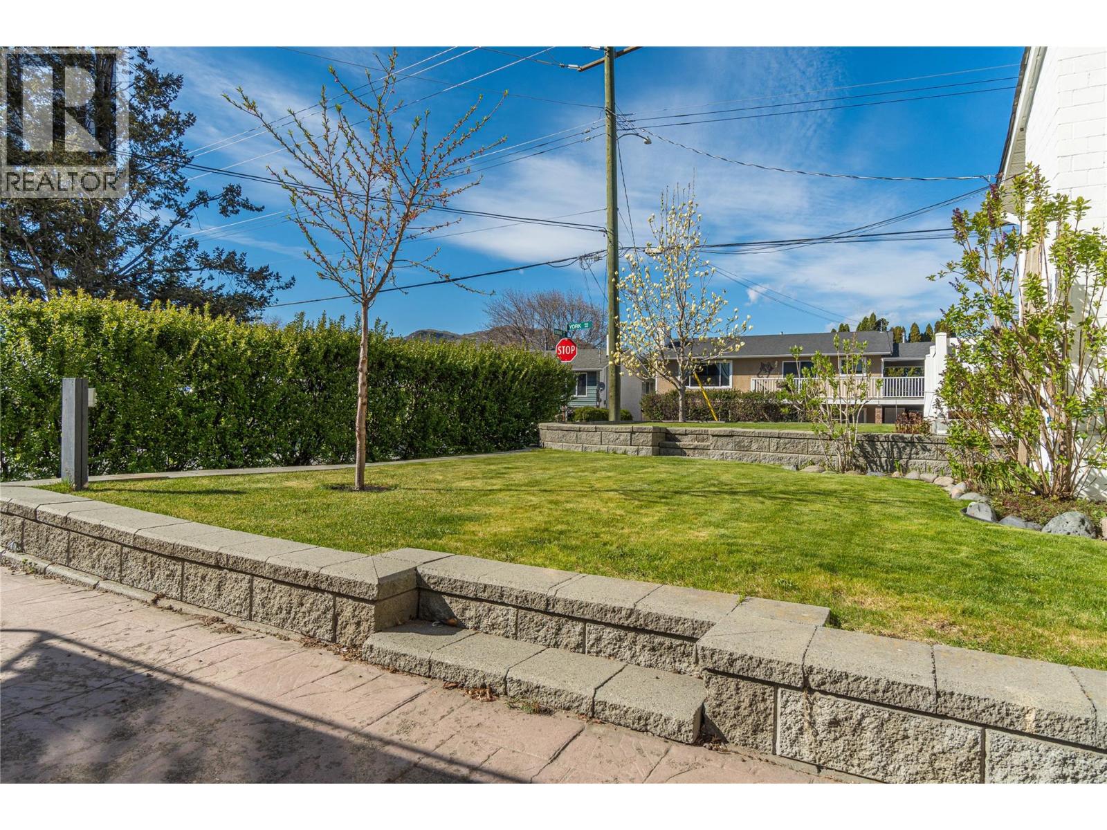 615 YORK AVENUE - 37