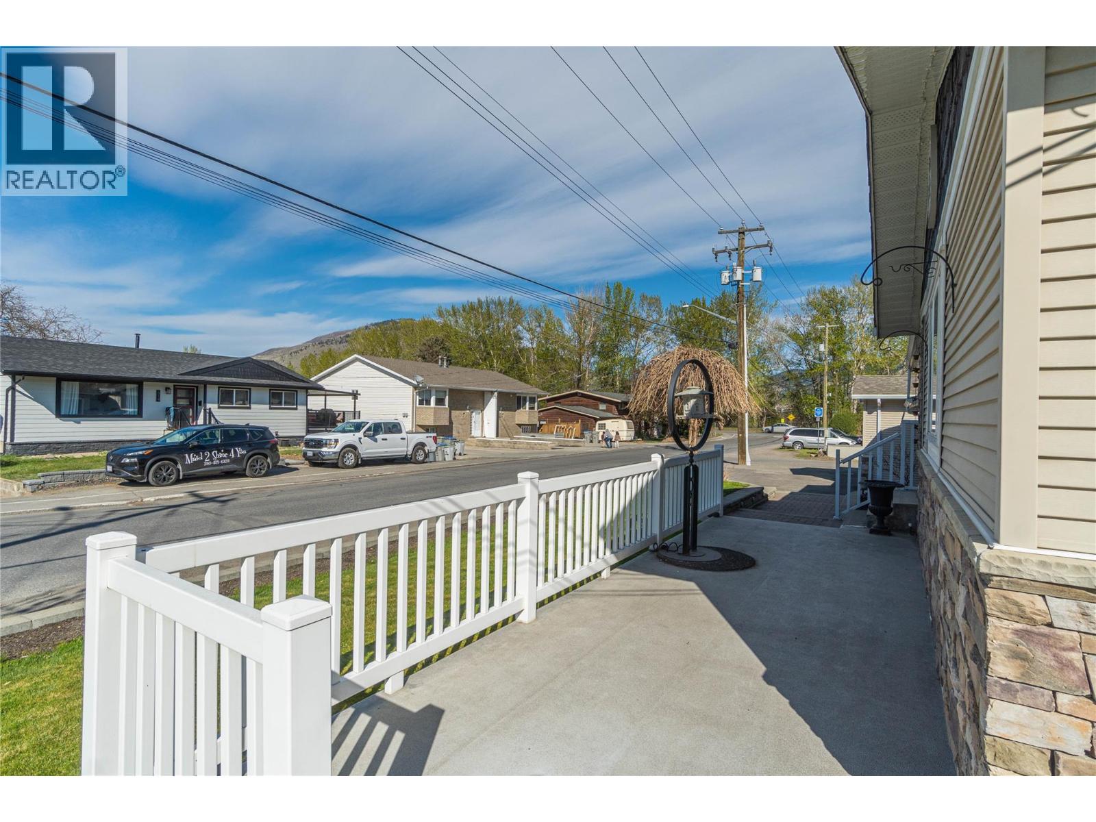 615 YORK AVENUE - 39