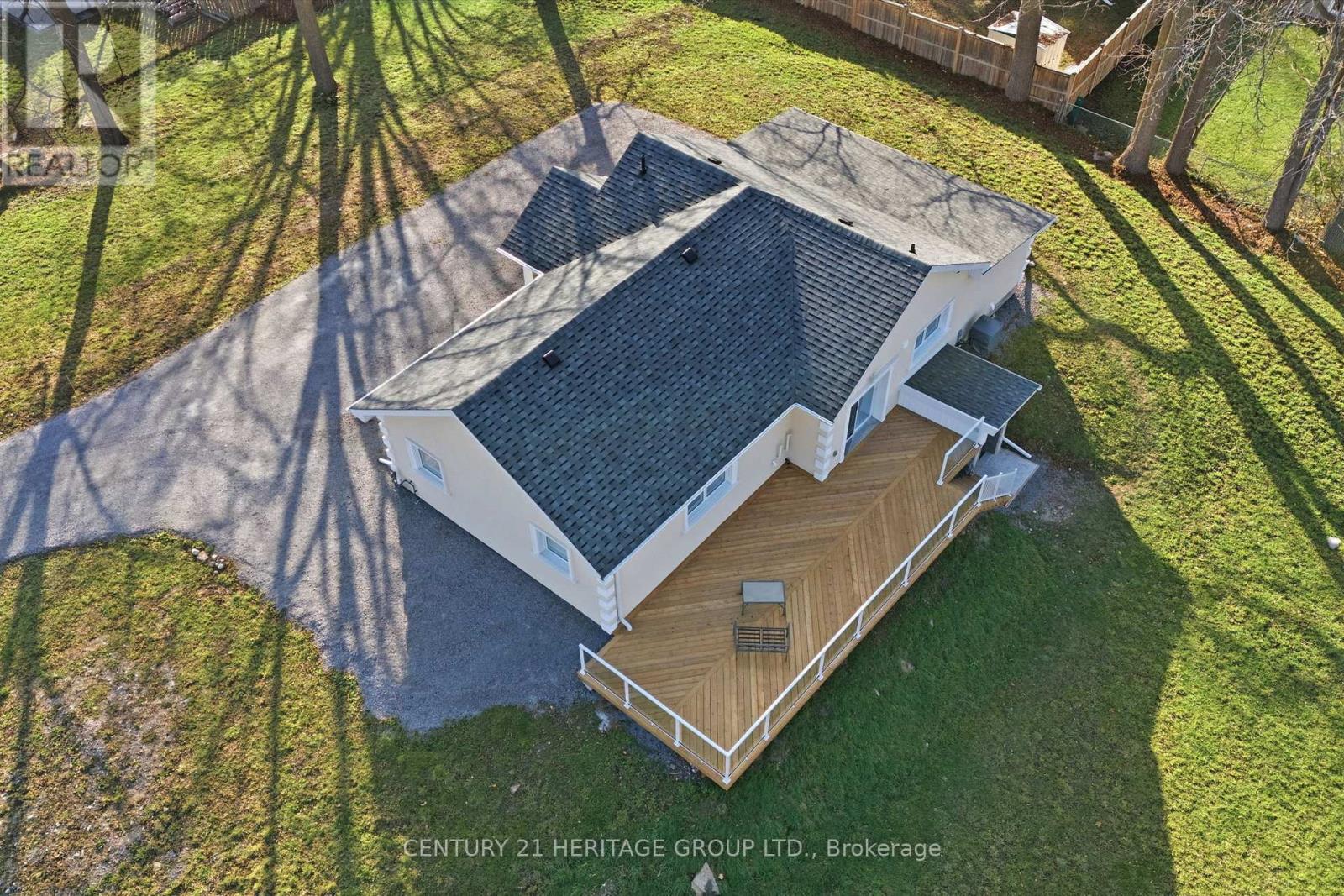 49 ANN STREET N - 36